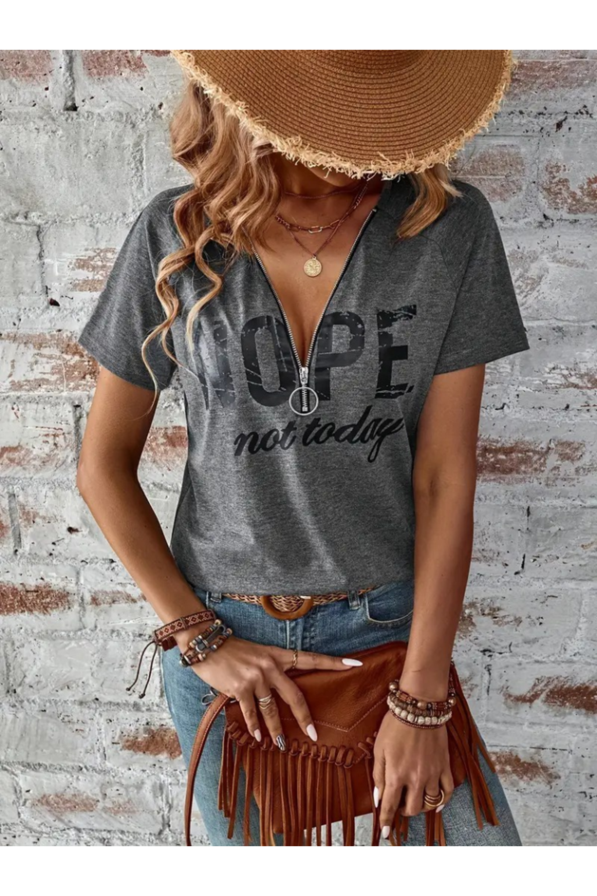 Kadın Kısa Kollu önden Fermuarlı Yazı Baskılı Viskon Bluz