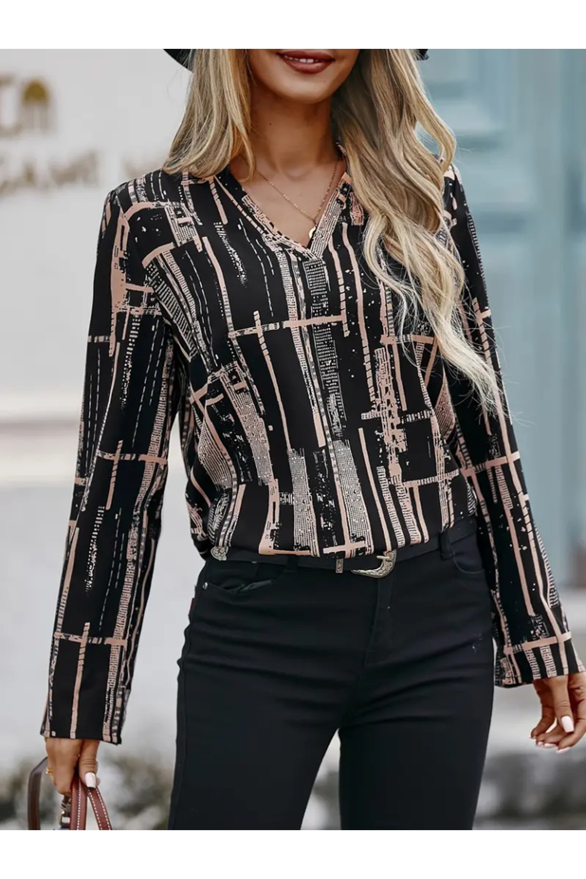 Kadın Uzun Kollu V Yakalı Desenli Dalgıç Bluz