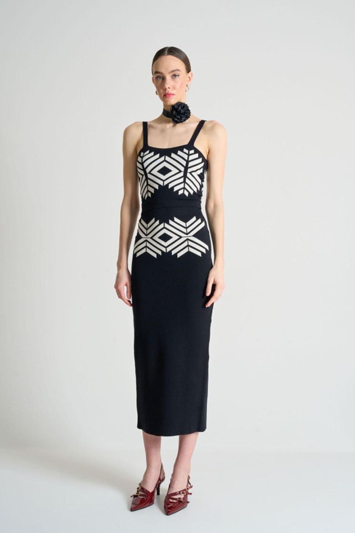 Jakarlı İnce AskılıTriko Takım - Siyah-Beyaz Kayısı