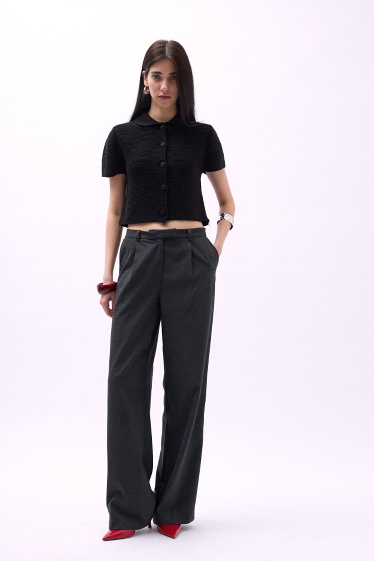 Bebe Yaka Düğmeli Bluz