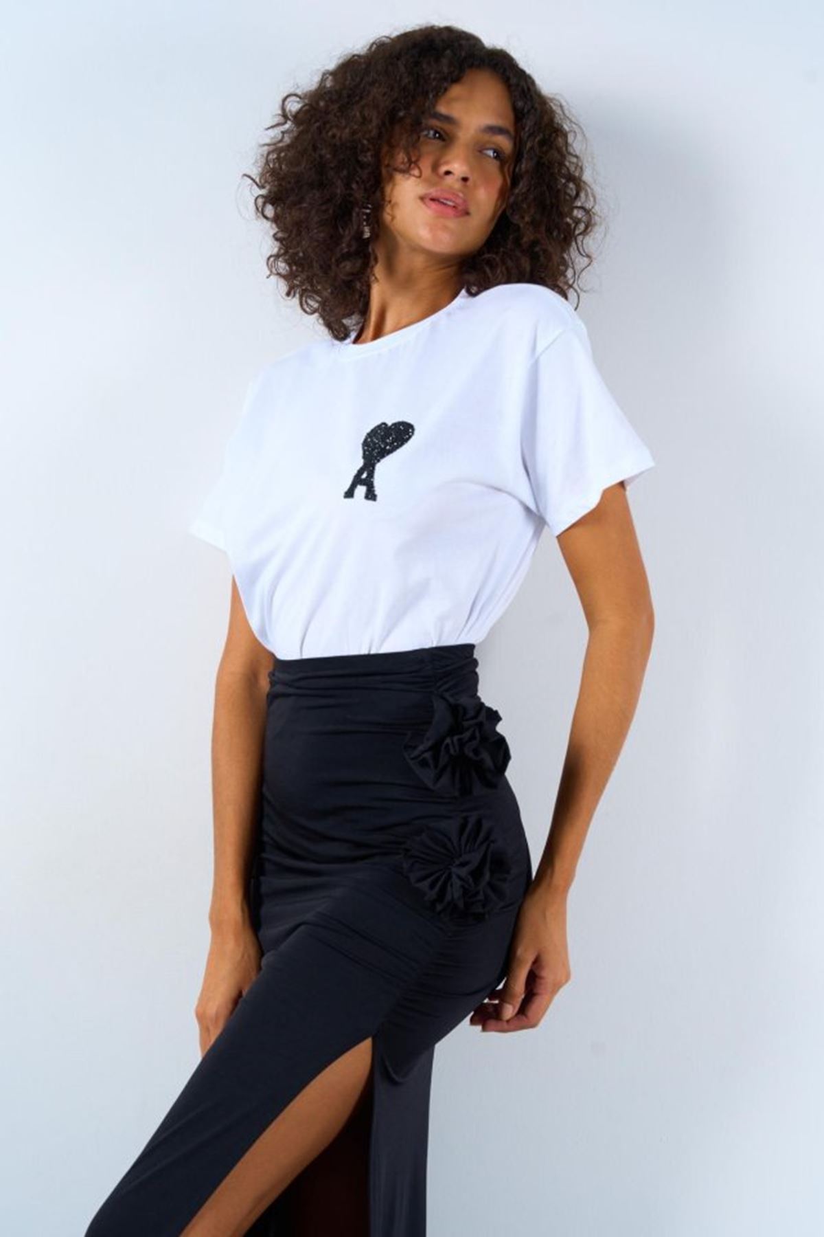 Yandan Büzgülü Güllü Etek - Siyah