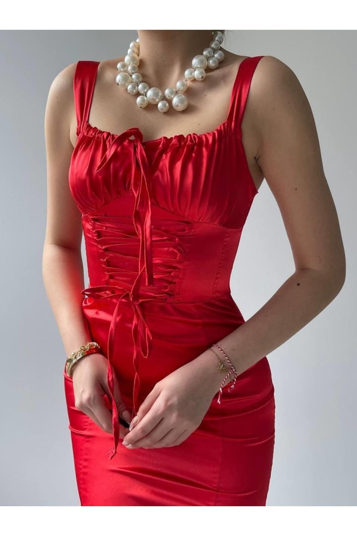 PAG İP ASKILI ELBİSE