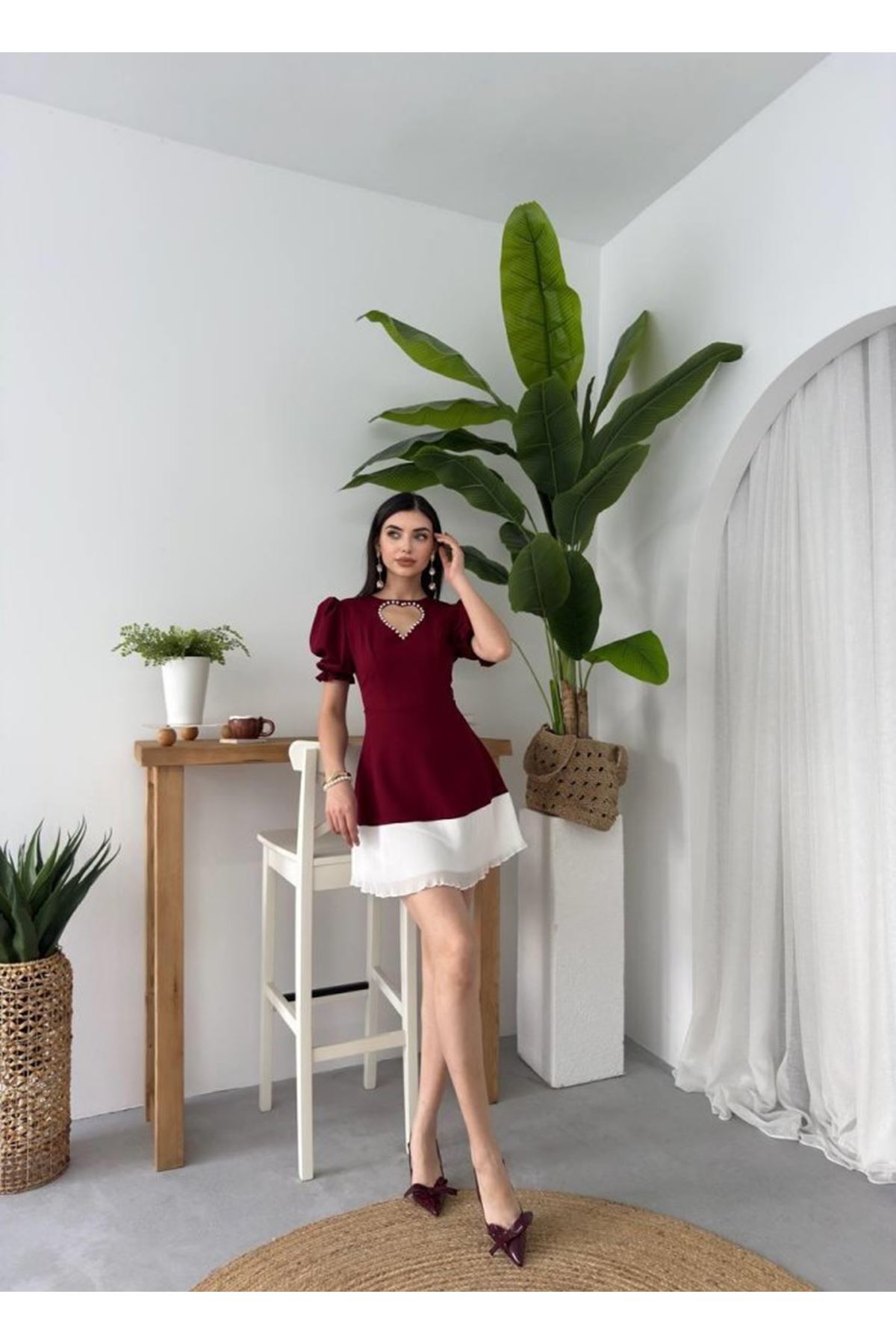 Safe Kalp Detaylı Elbise