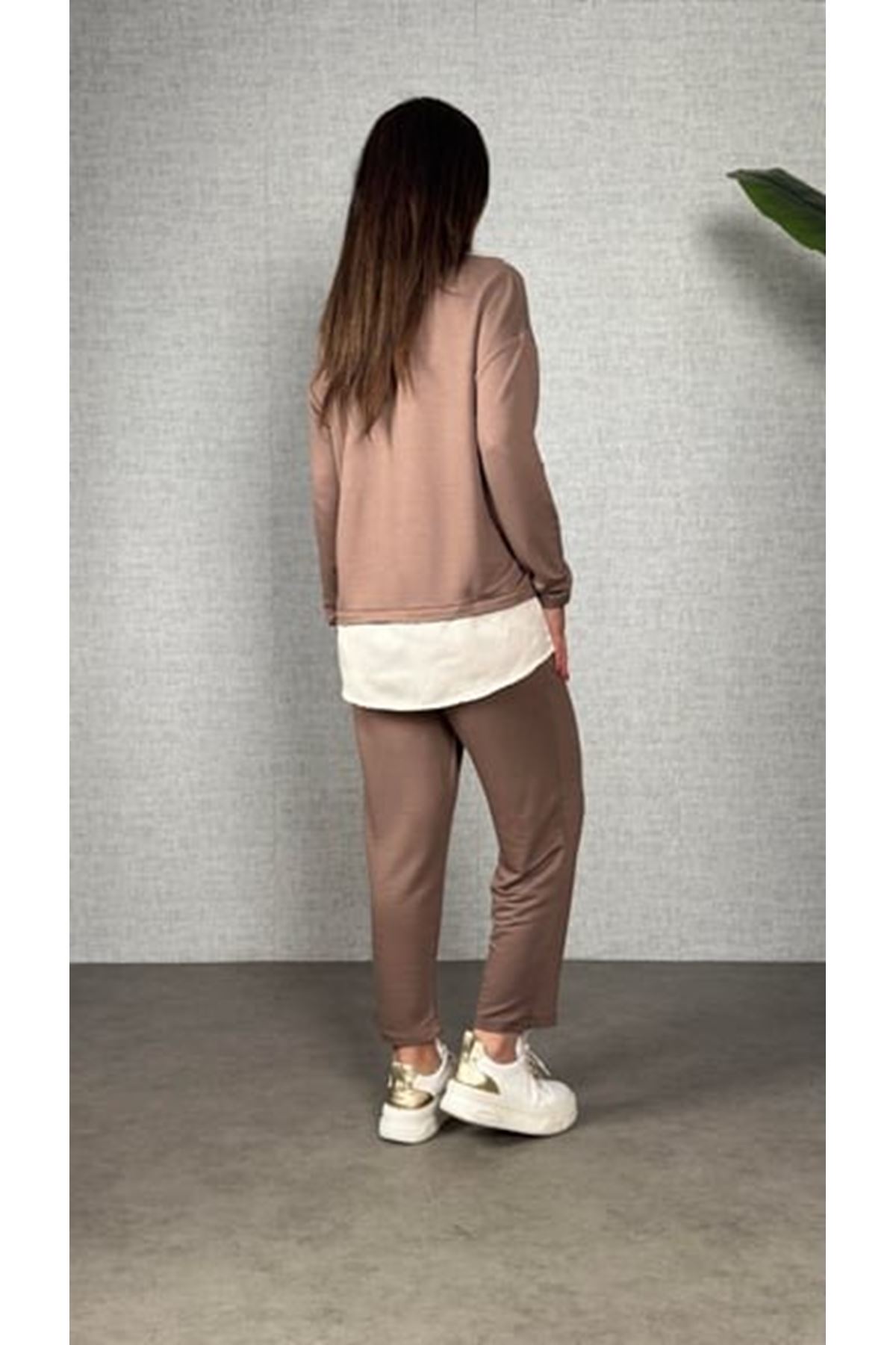 Polo Yaka Gömlek Detay Salaş Balon Pantolunlu ıkılı Takım