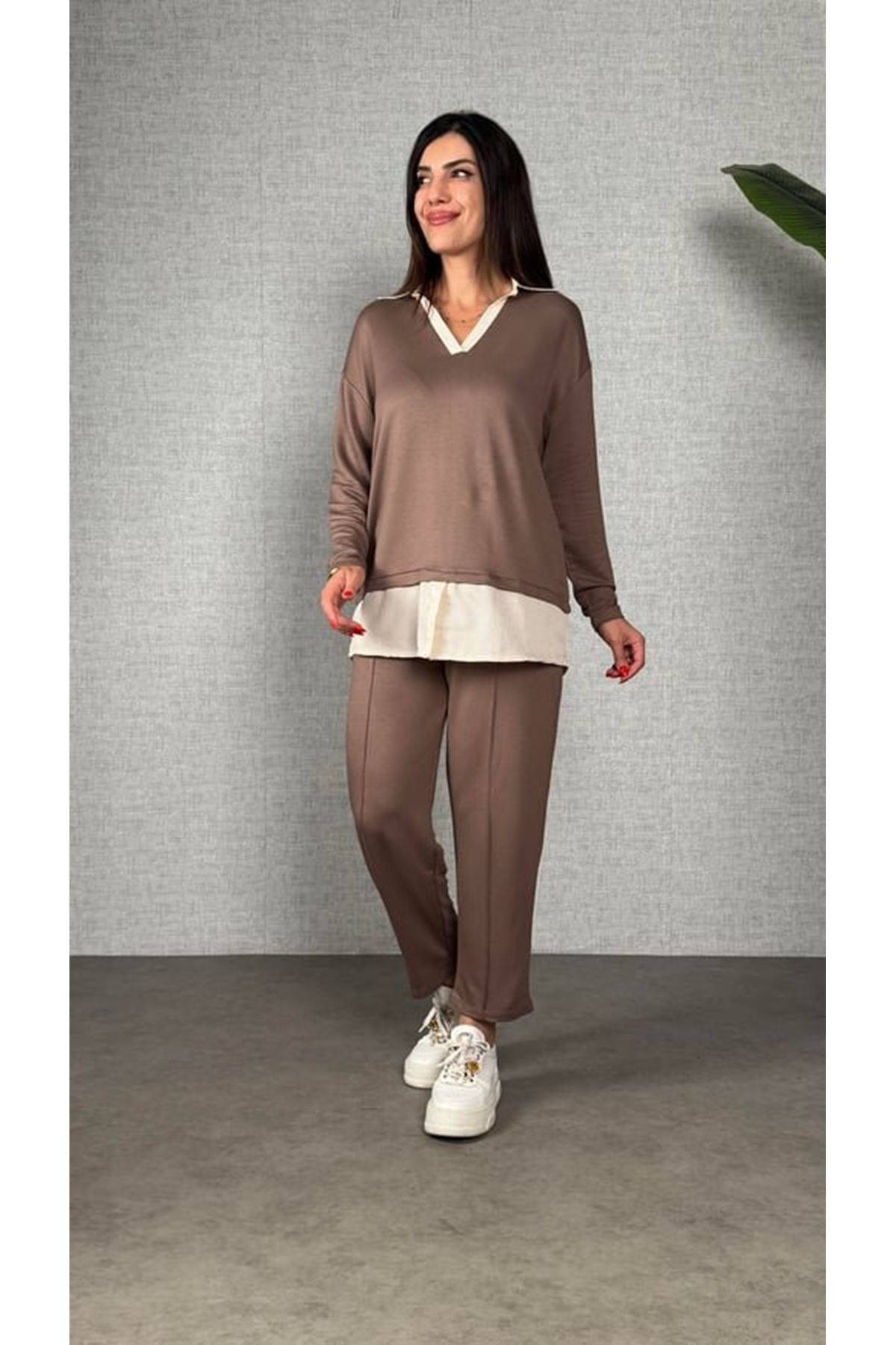 Polo Yaka Gömlek Detay Salaş Balon Pantolunlu ıkılı Takım