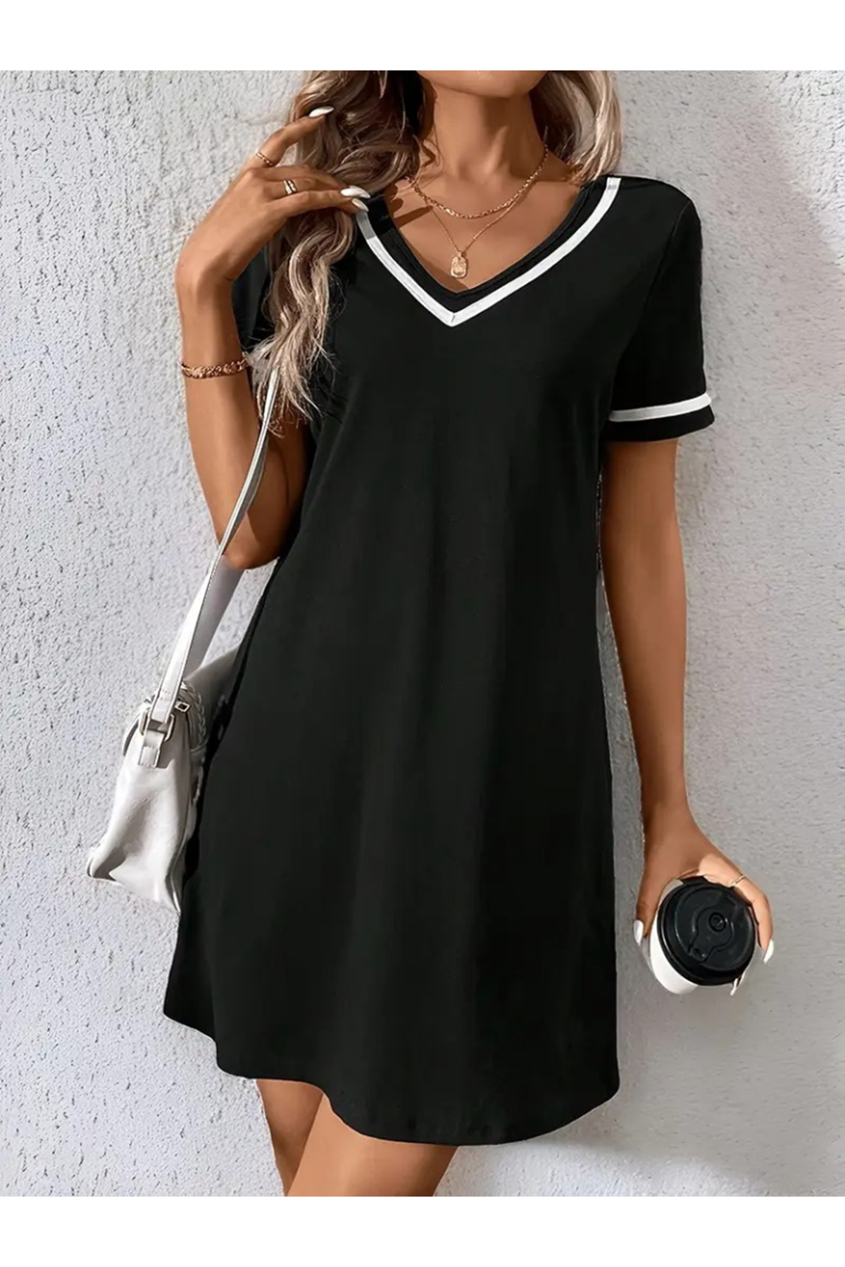 Kadın Kısa Kollu V çizgili Yakalı Kısa Viskon Elbise