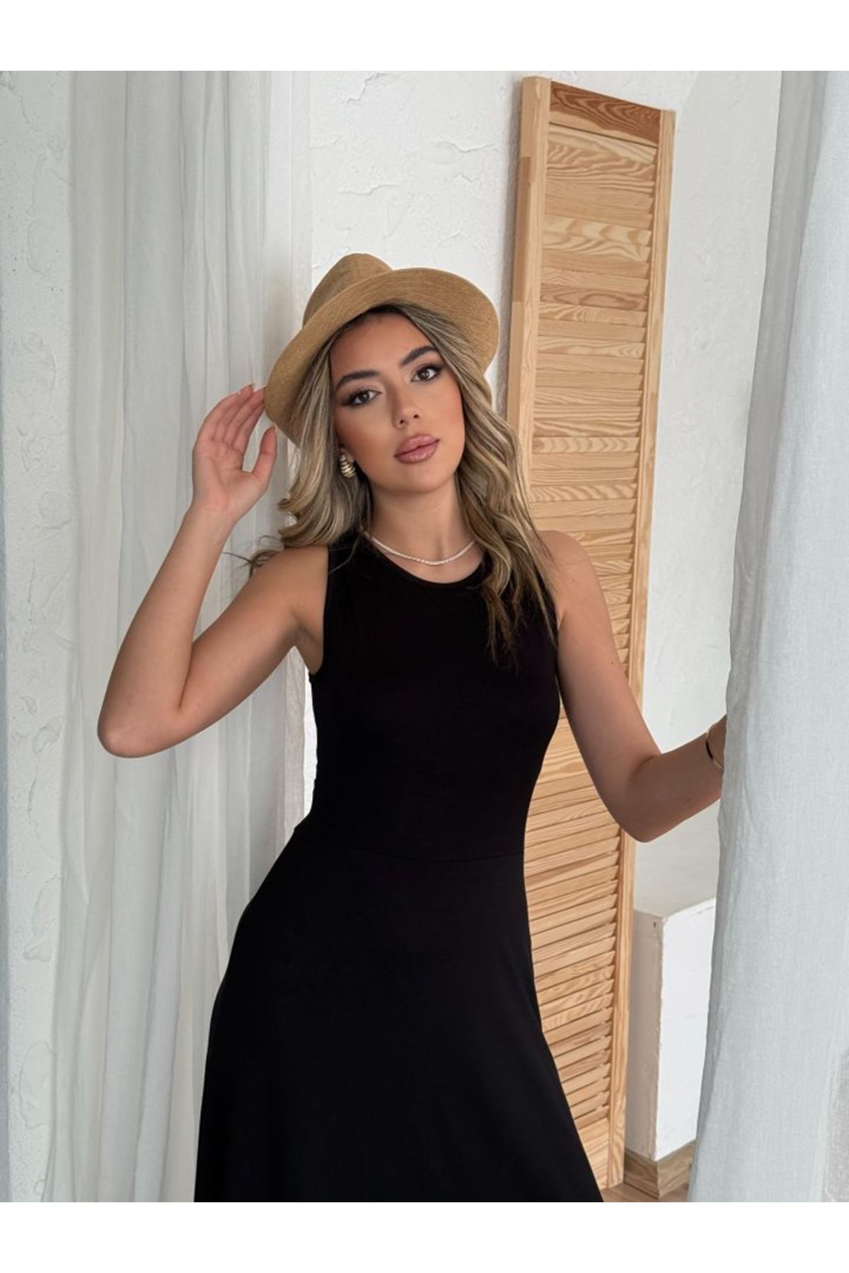 Kadın Arkadan çapraz Detay Yuvarlak Yaka Maksi Viskon Elbise