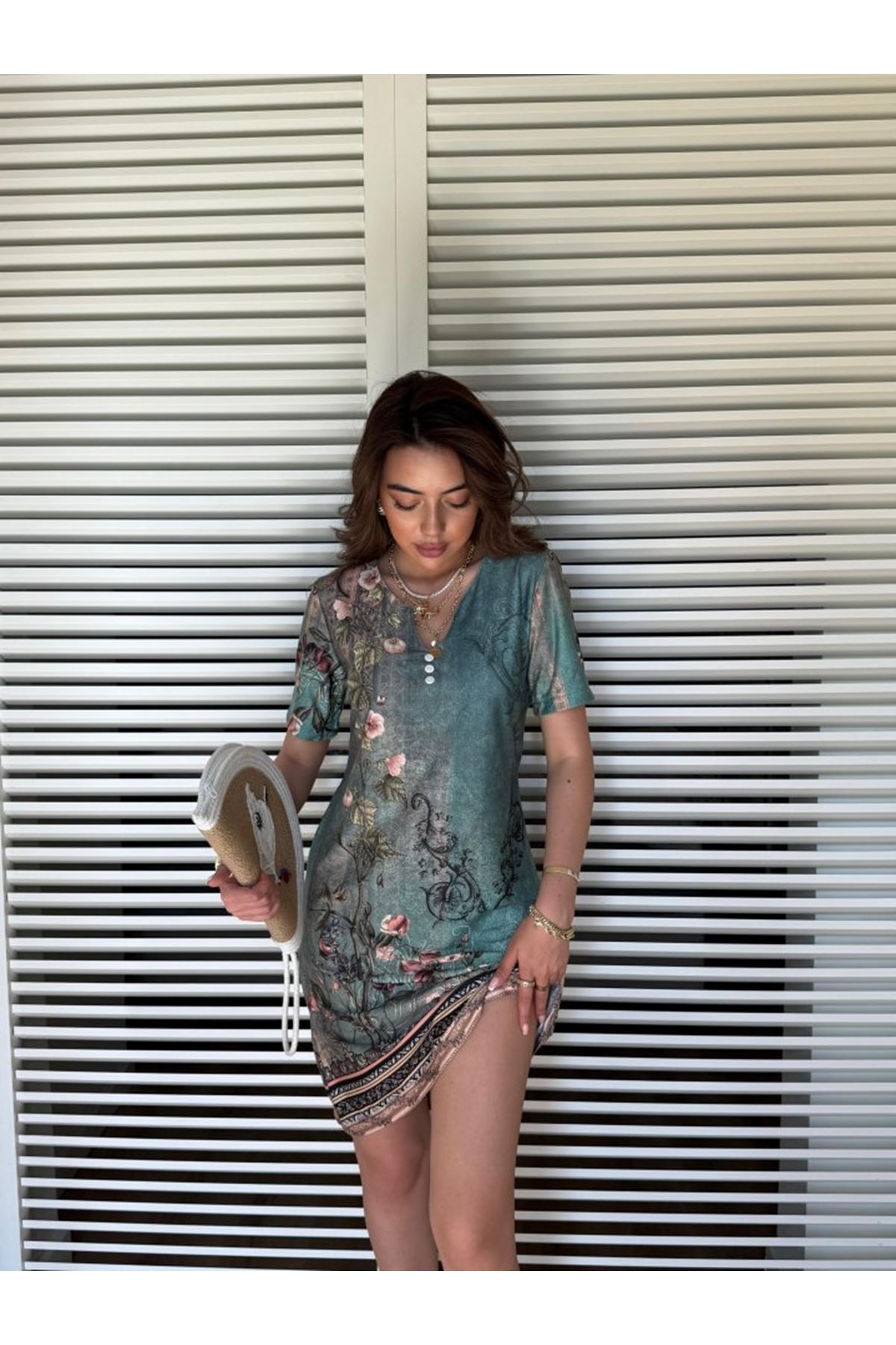 Kadın Kısa Kollu V Yakalı çiçek Baskılı Midi Süprem Elbise