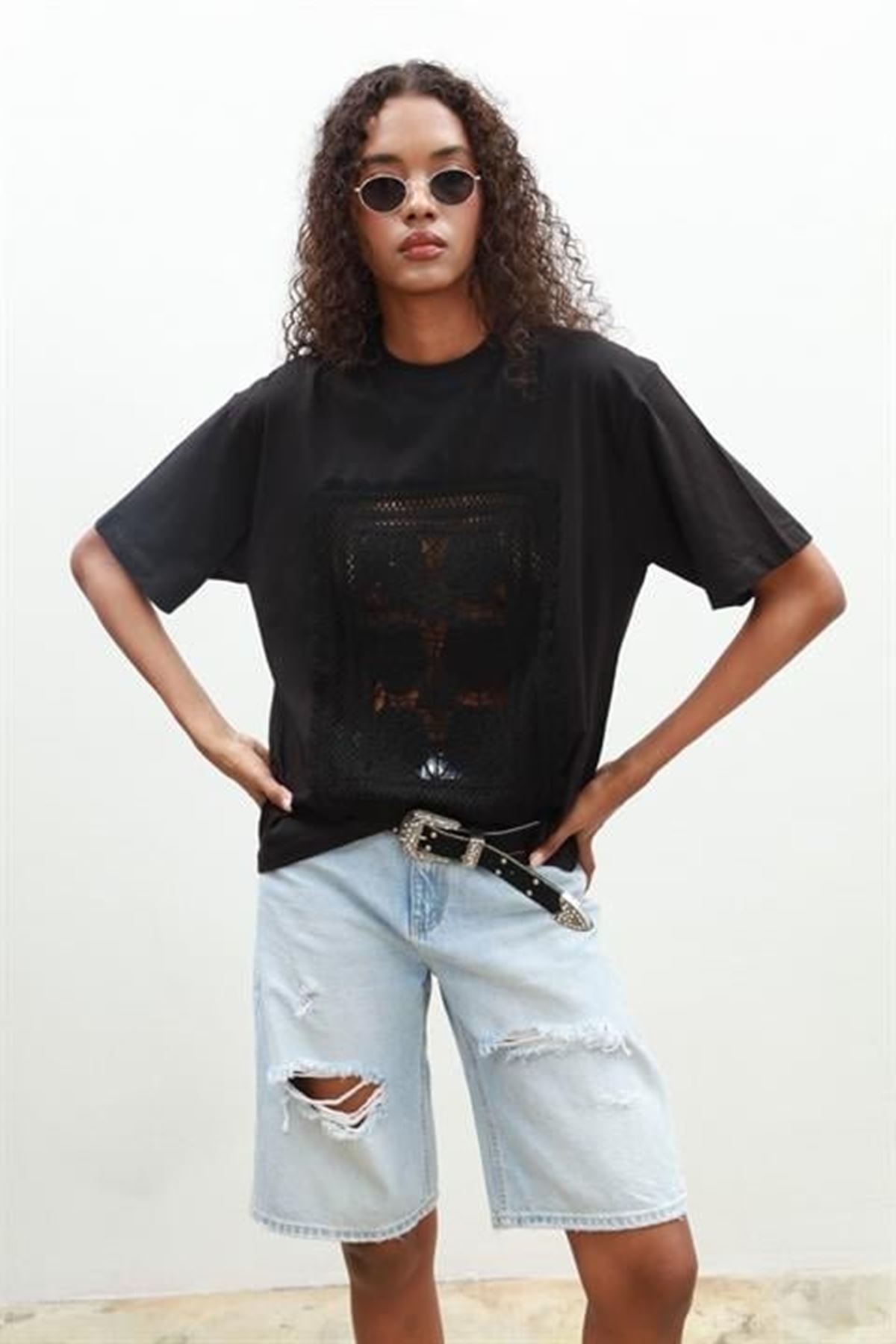 Melasti Motifli Brodeli Tişört 8019-8