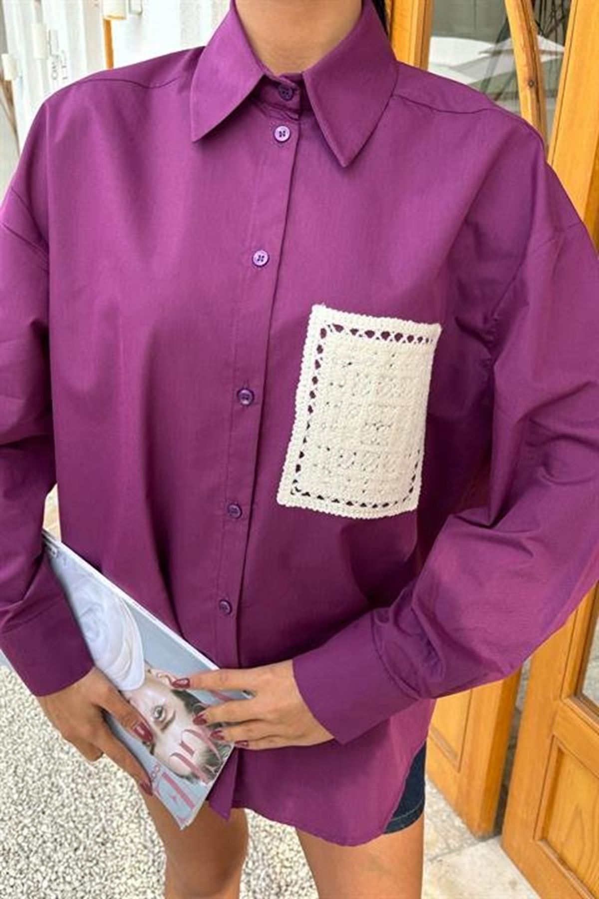 Süzine Cepli Arkası Yırtmaçlı Oversize Gömlek 3420