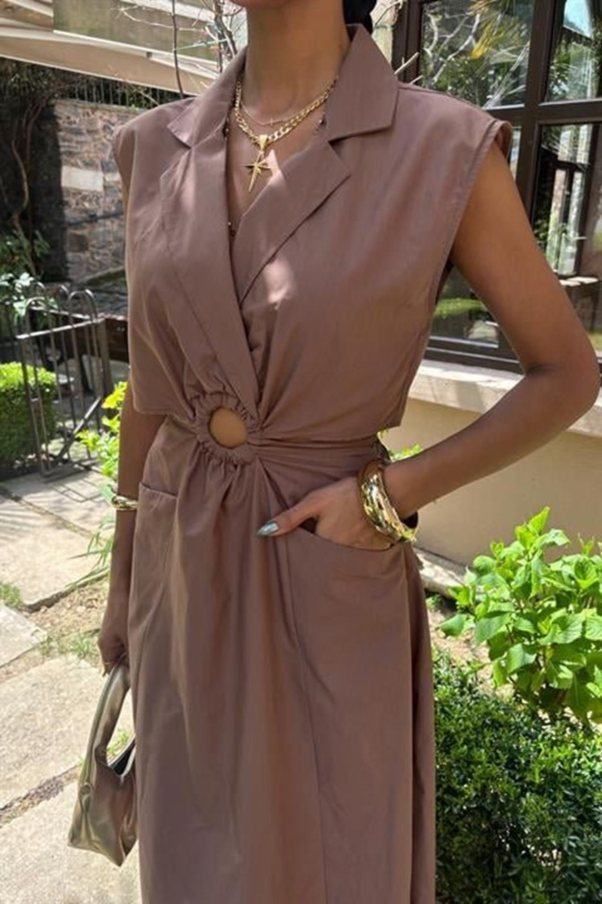 Göbeği Halka Detaylı Midi Boy Elbise 2896