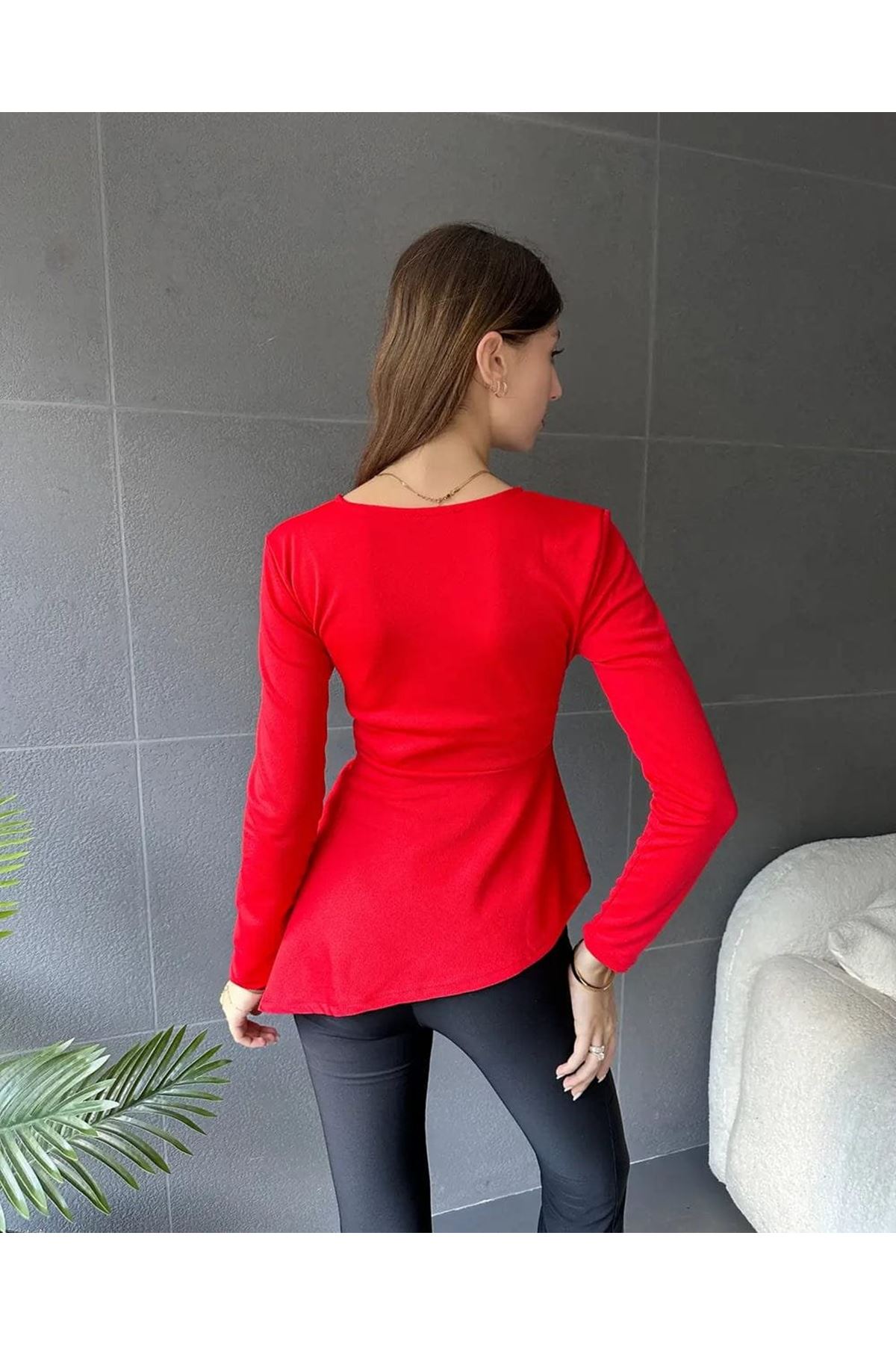 Kadın Kruvaze Yaka Kemer Detay Asimetrik Kesim Bluz