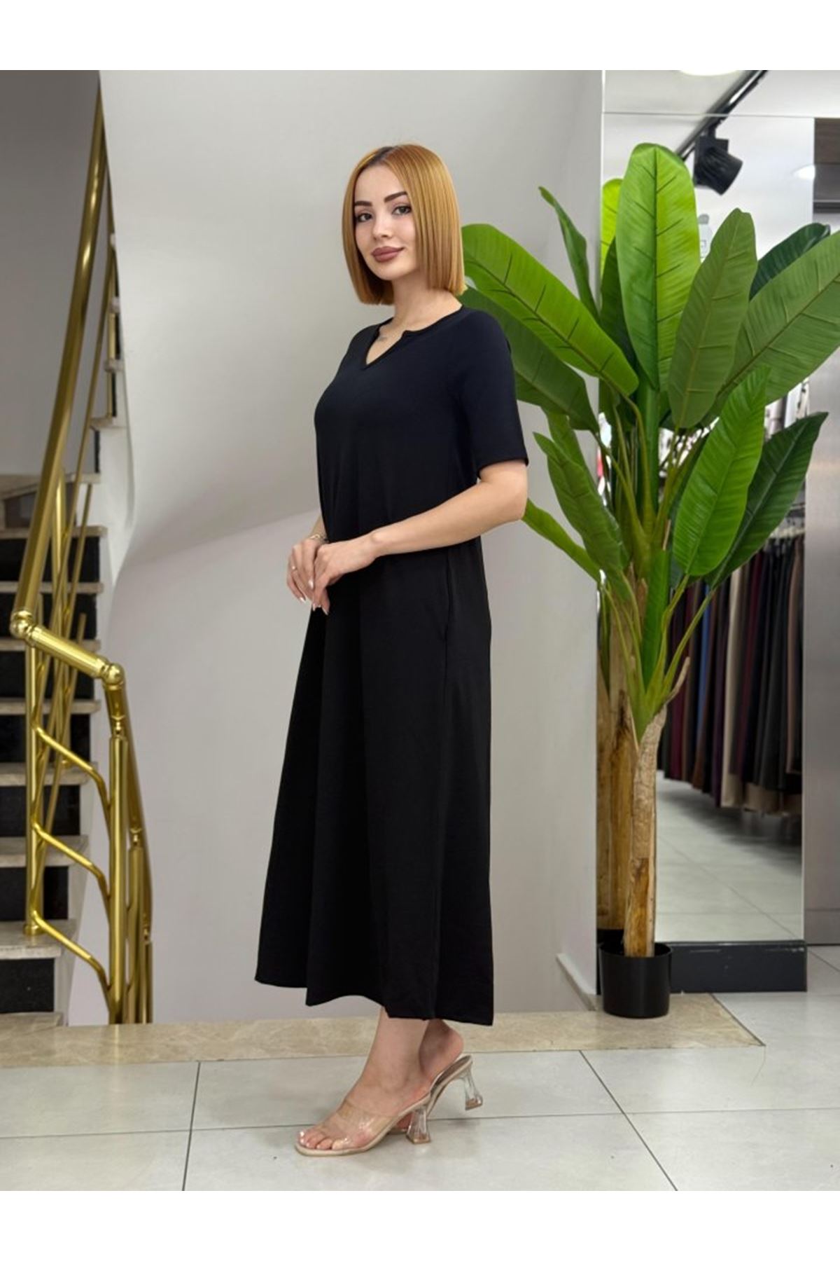 Kadın Kısa Kollu V Yakalı Cep Detaylı Uzun Janjan Krep Elbise