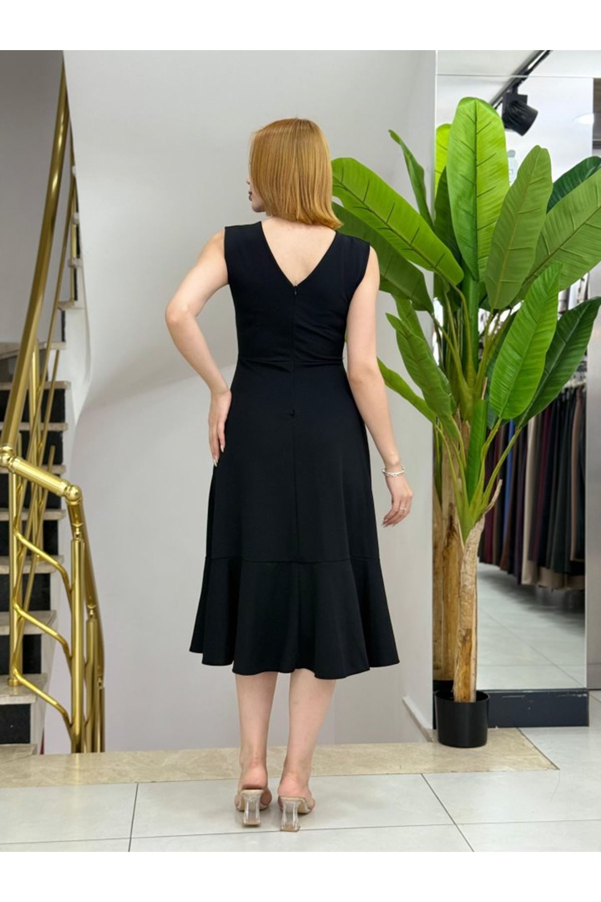 Kadın Sıfır Kollu Belden Büzgülü Eteği Volanlı Asimetrik Kesim Midi Janjan Krep Elbise