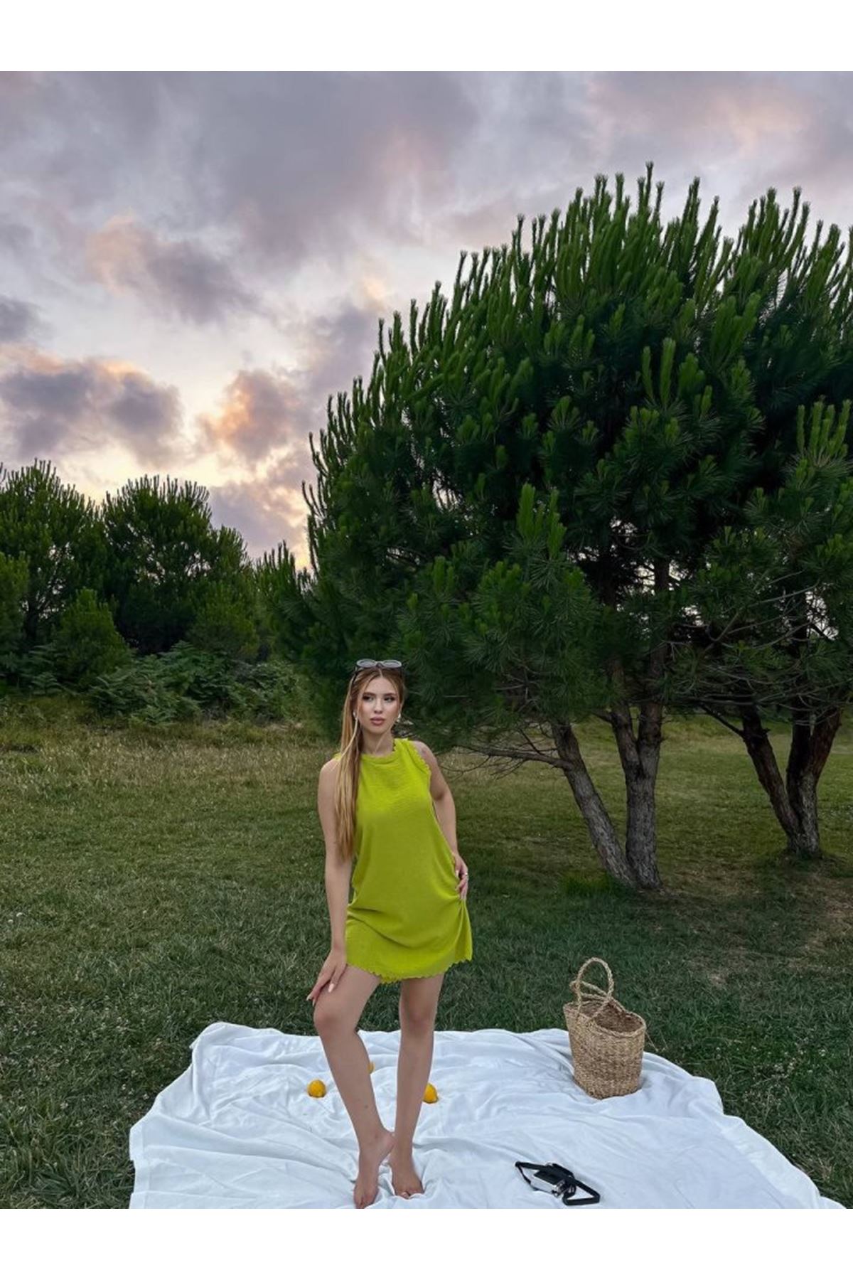 Kadın Keten Kumaş Kolsuz Mini Boy Elbise