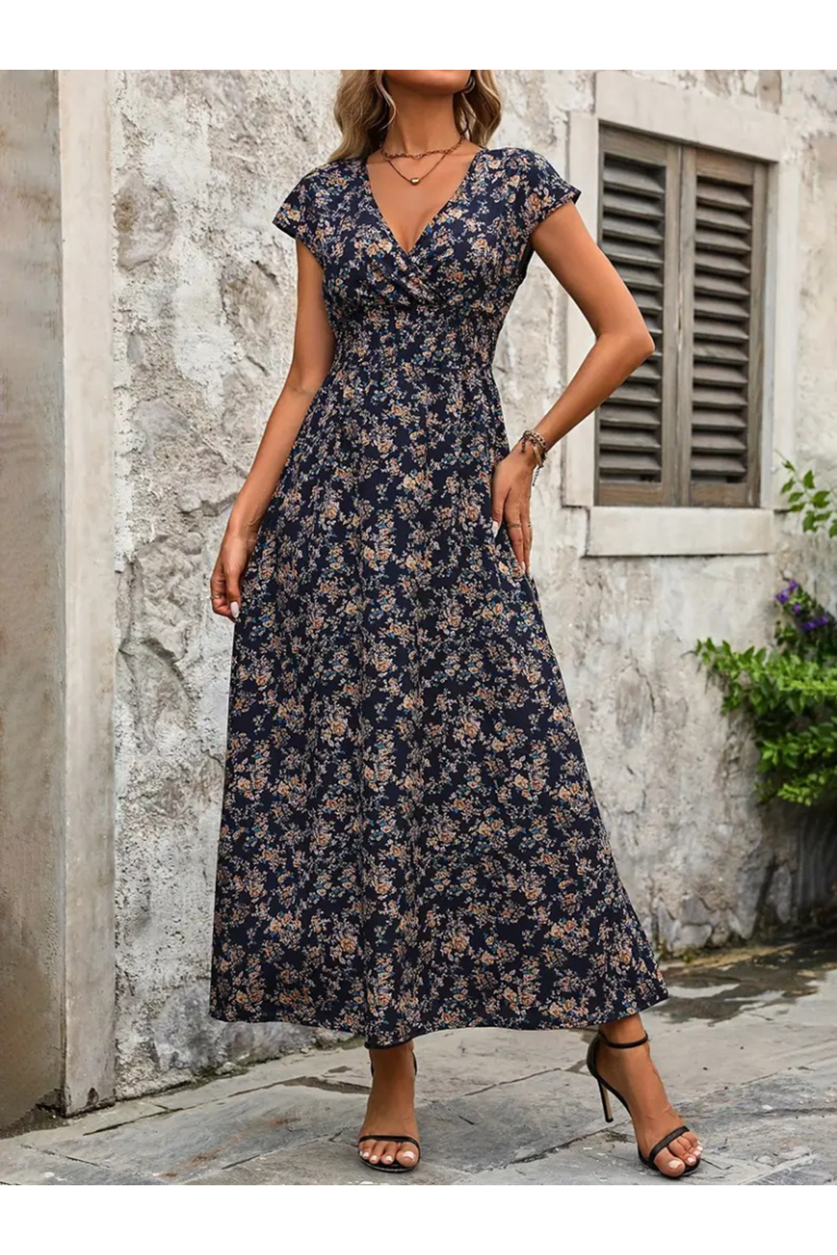 Kadın Kısa Kollu Kruvaze Yakalı çiçek Desenli Belden Lastikli Süprem Uzun Elbise