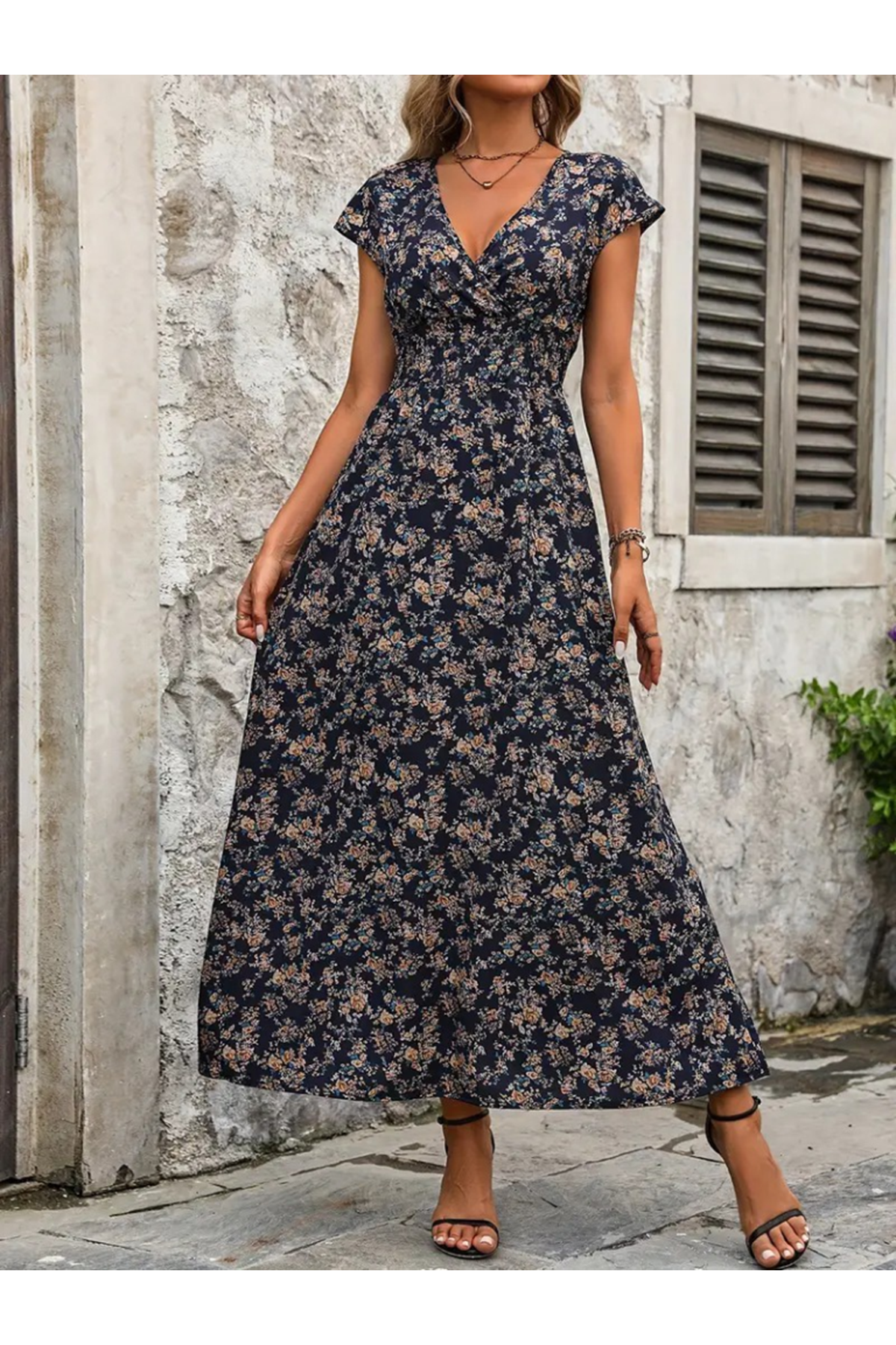 Kadın Kısa Kollu Kruvaze Yakalı çiçek Desenli Belden Lastikli Süprem Uzun Elbise