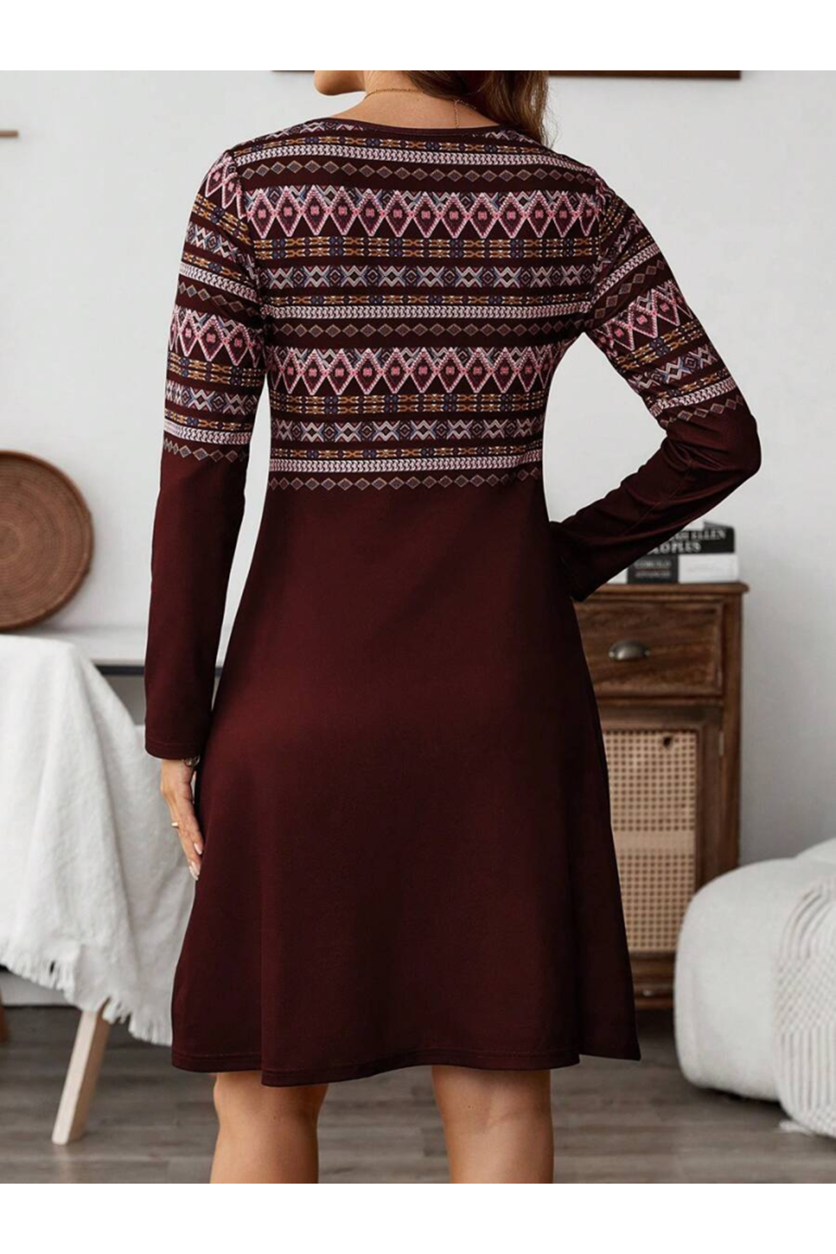 Kadın Uzun Kollu Bisiklet Yaka Etnik Desenli Kısa şardonlu Dalgıç Elbise
