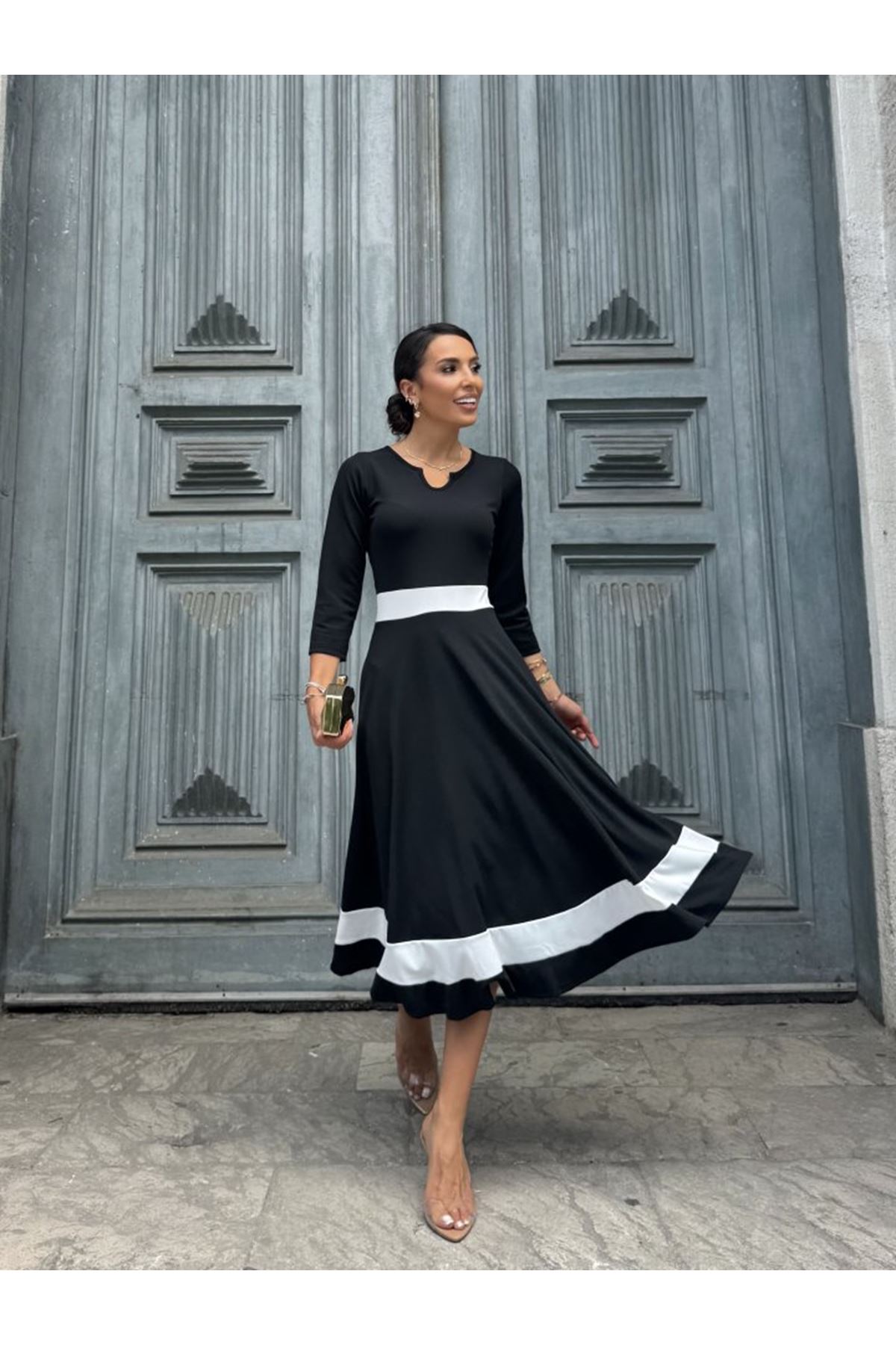 Kadın Truvakarkol Yakası Açık Blok Renkli Krep Midi Elbise