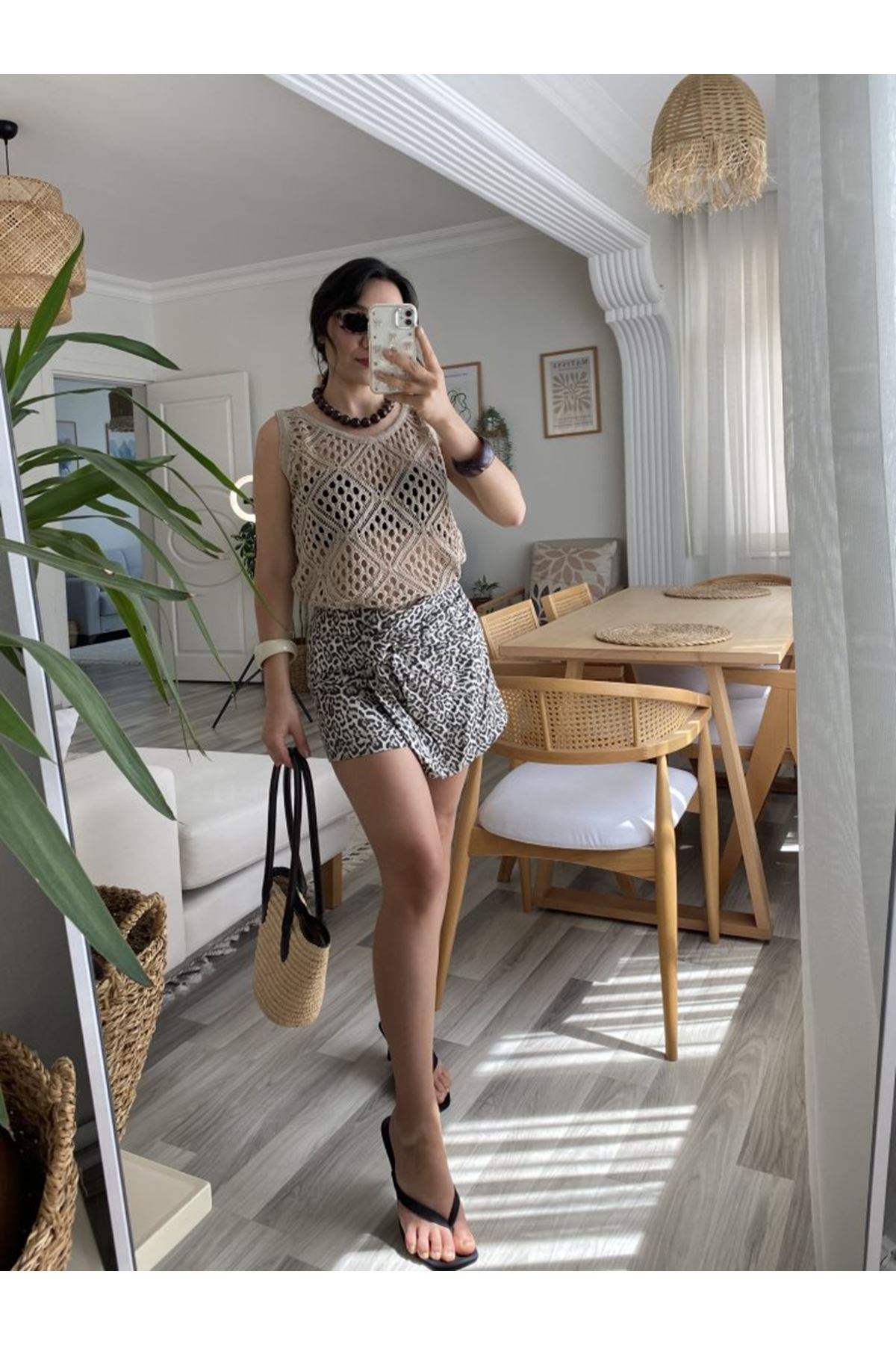 Kadın Askılı Yuvarlak Yaka Geometrik Desenli Triko Bluz