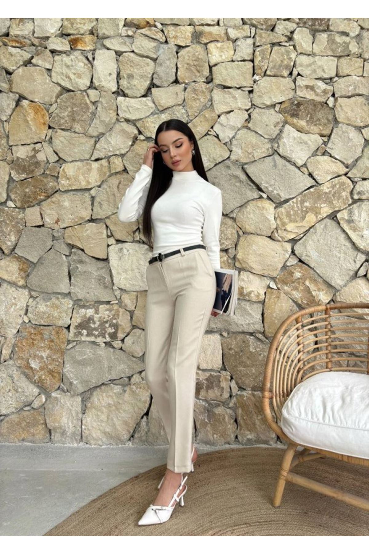 Kadın Yüksek Bel Dar Paça Kemer Dahil Kumaş Pantolon