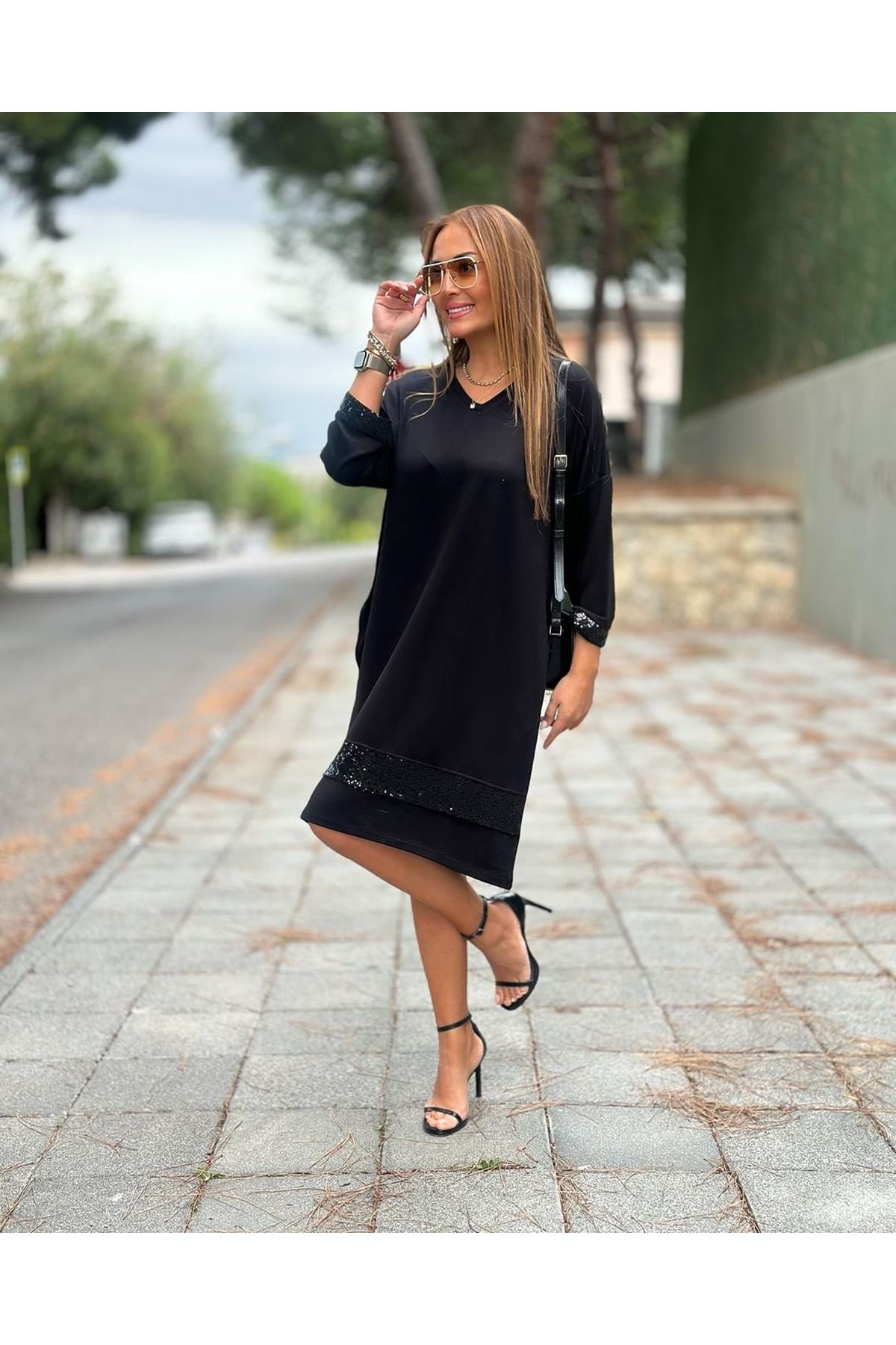 Kadın Modal Kumaş Kol Ve Etek Ucu Payetl Elbise