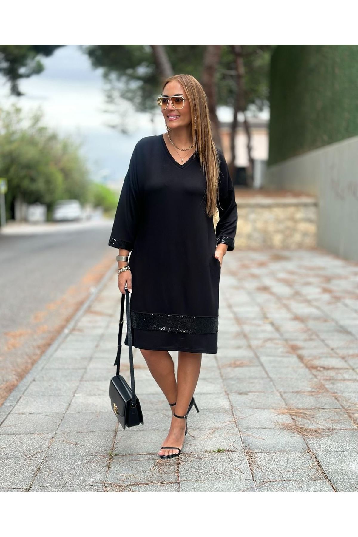 Kadın Modal Kumaş Kol Ve Etek Ucu Payetl Elbise