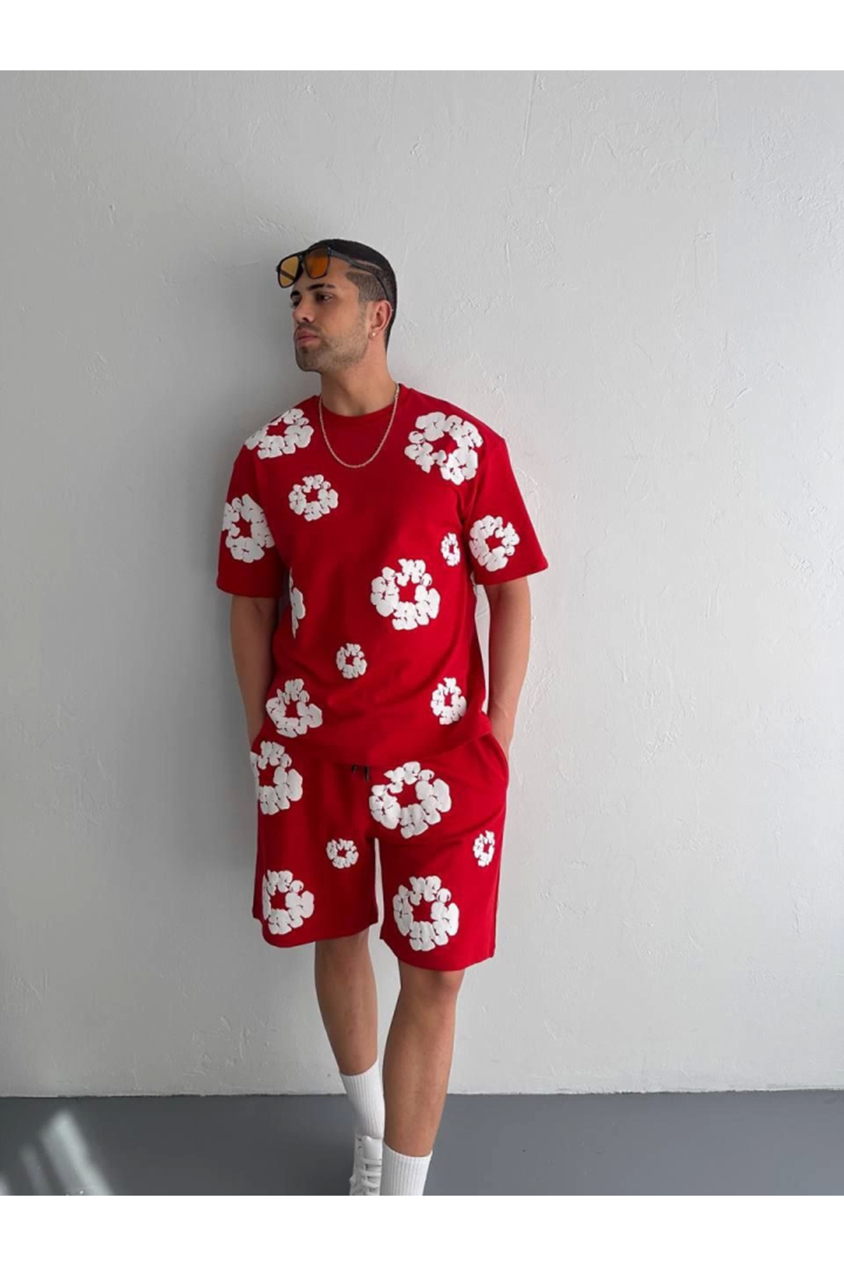 İki İplik Kumaş Baskılı T-shirt Şortlu Takım- Kırmızı