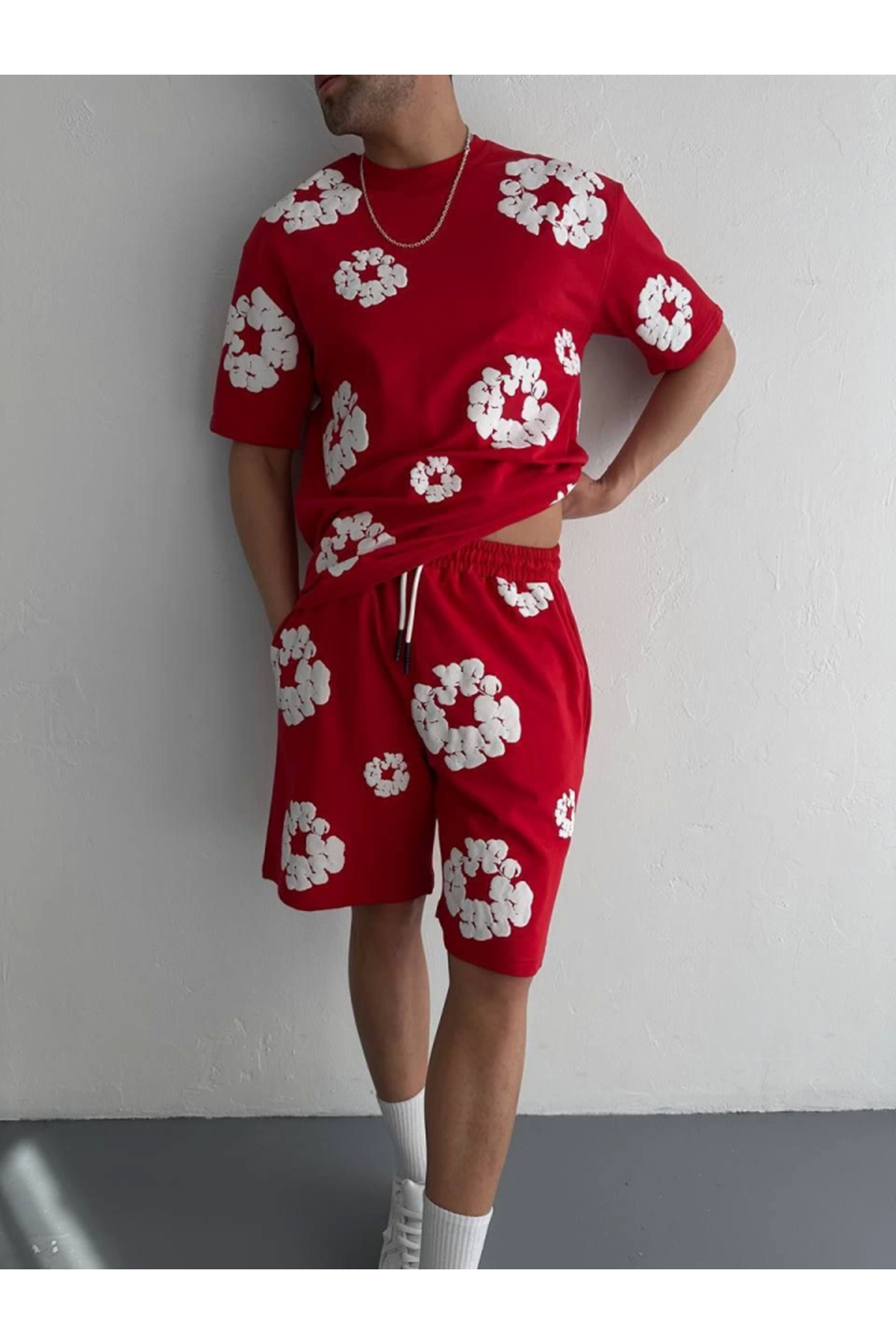 İki İplik Kumaş Baskılı T-shirt Şortlu Takım- Kırmızı