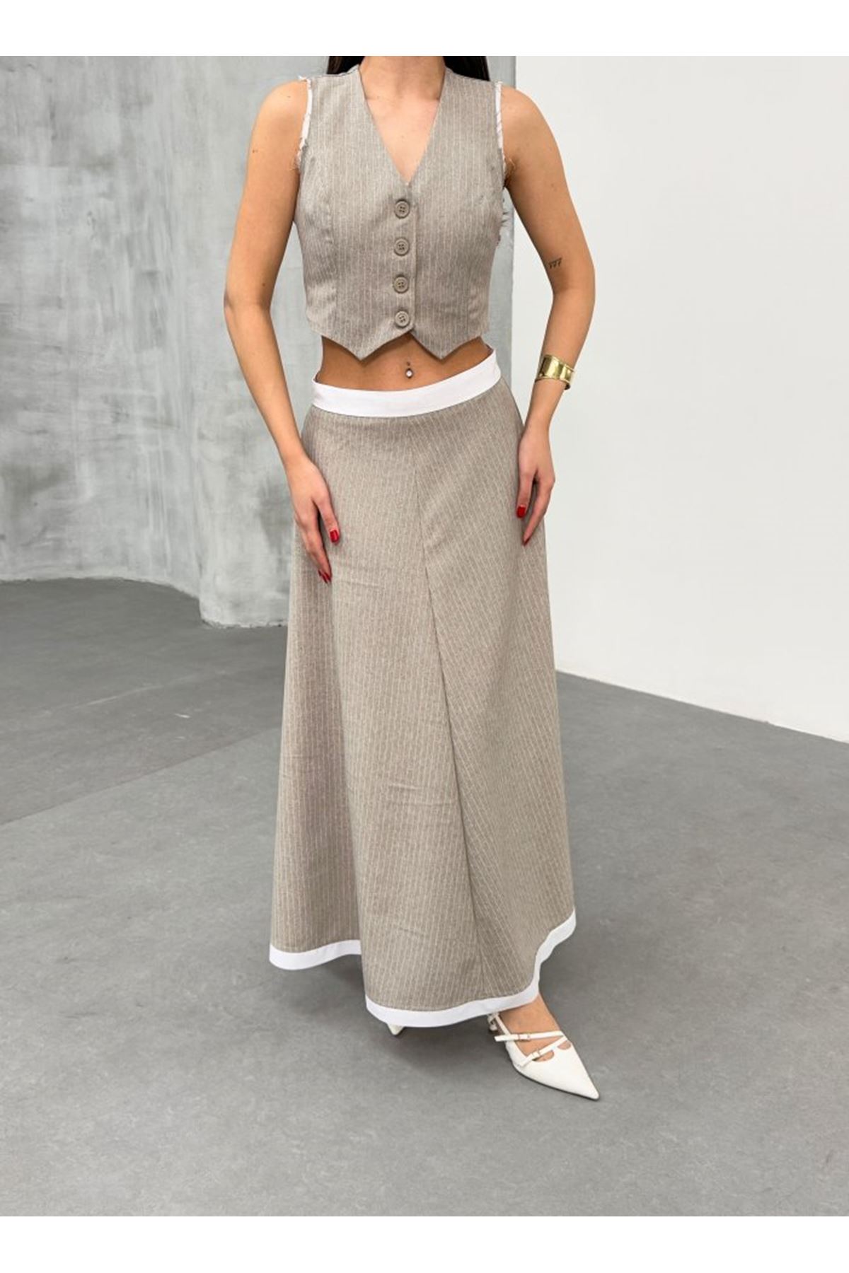 Gi̇o Çi̇zgi̇li̇ Garni̇li̇ Mi̇di̇ Etek Yelek Takim