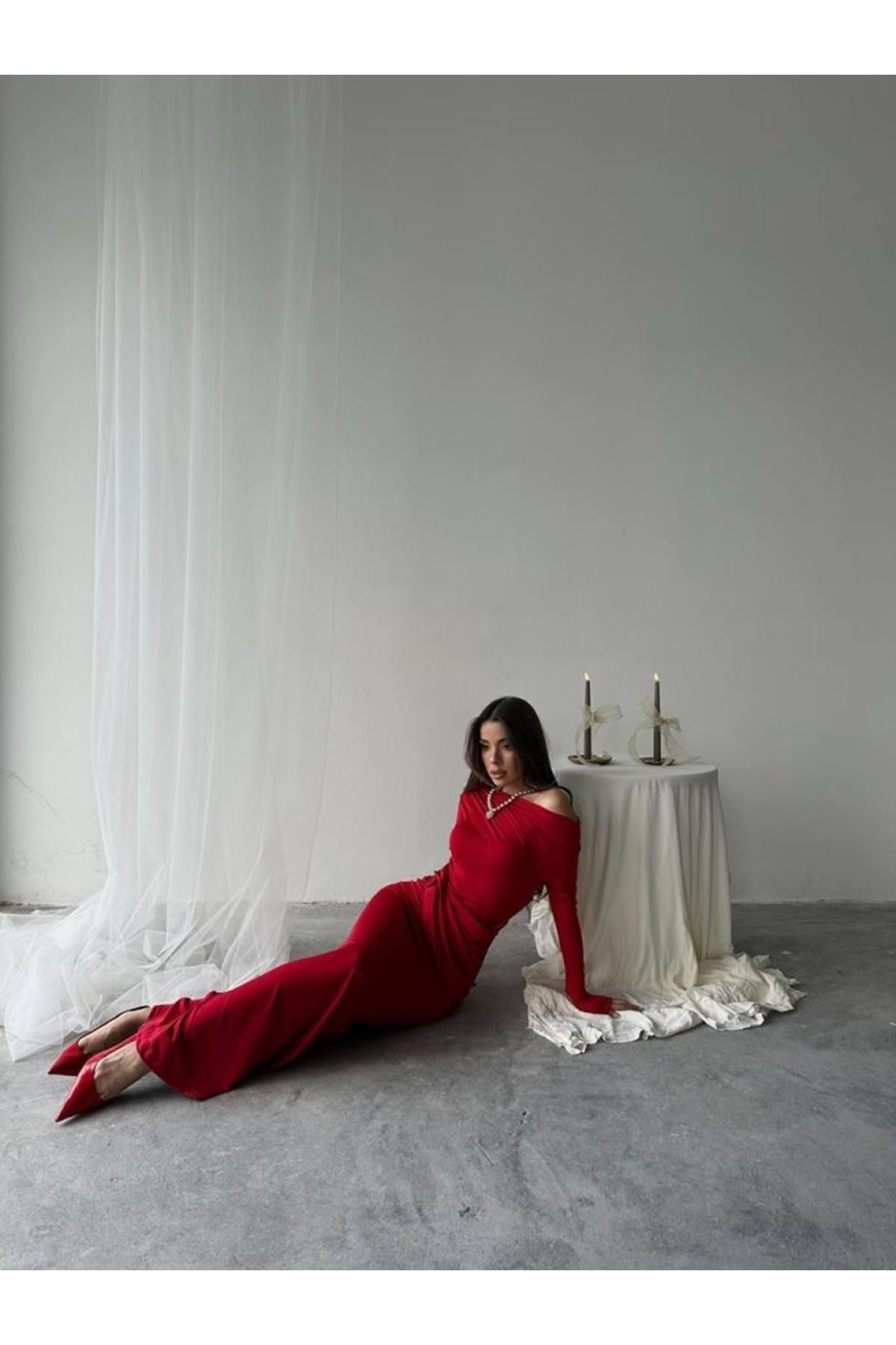 Kayık Yaka Uzun Kurdele Elbise