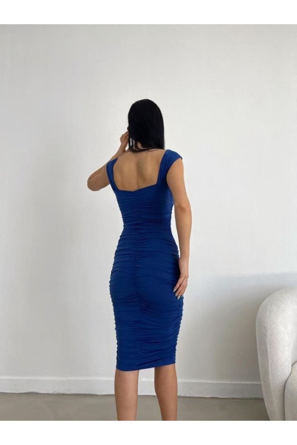 Kadın Sendy Kumaş Kalın Askılı Midi Boy Elbise