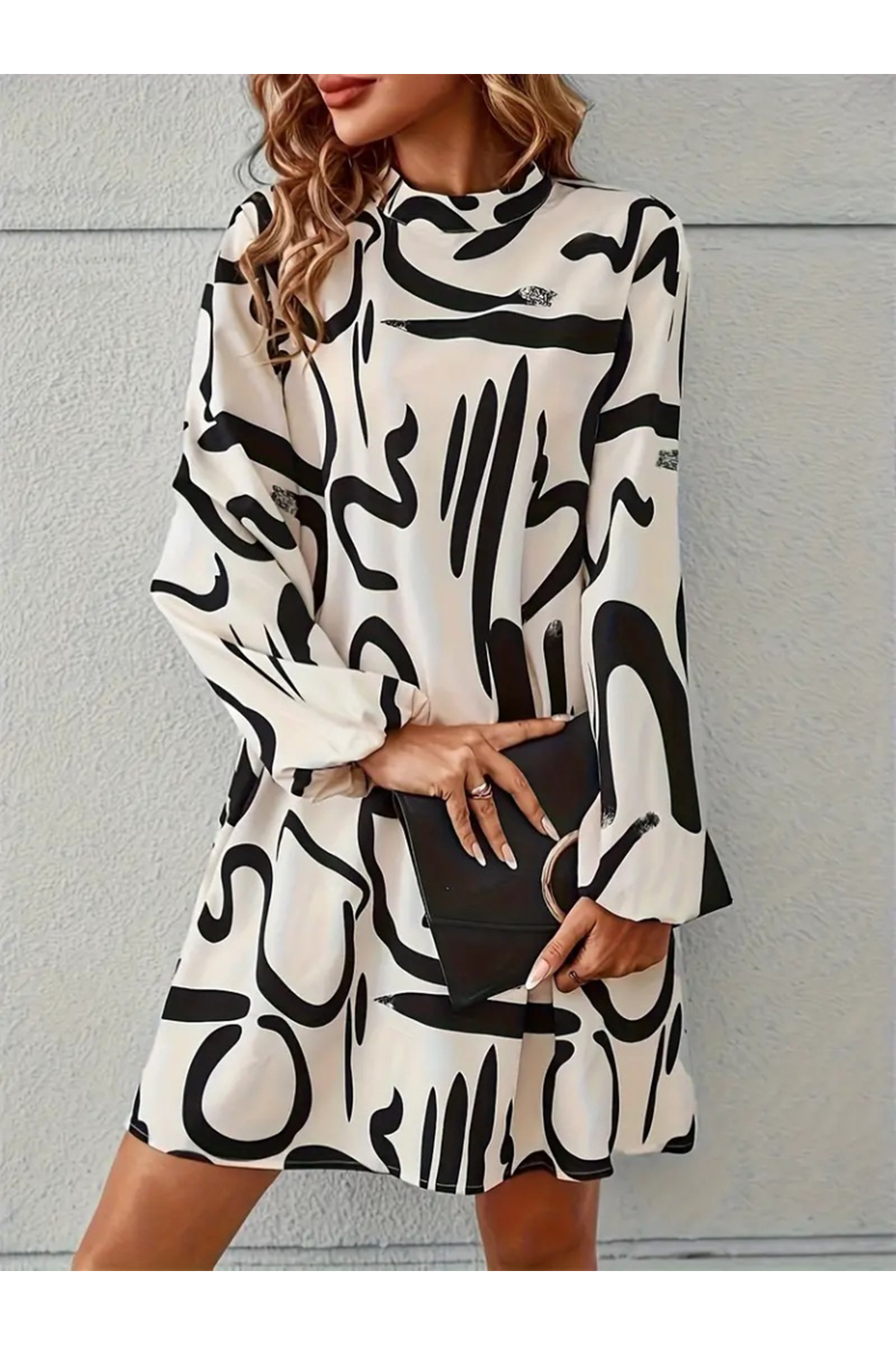 Kadın Uzun Kollu Yarı Balıkçı Yaka Desenli Kısa Dalgıç Elbise