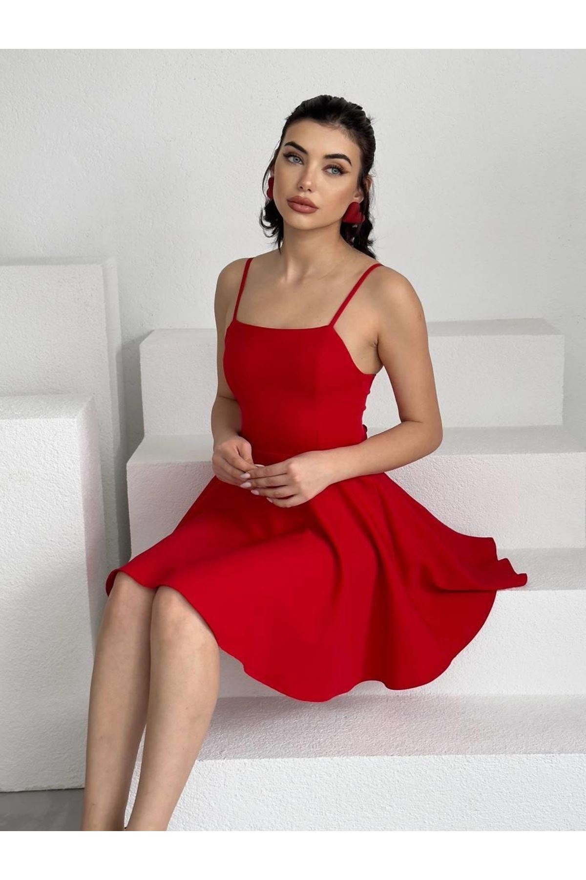 Pole İp Askılı Elbise