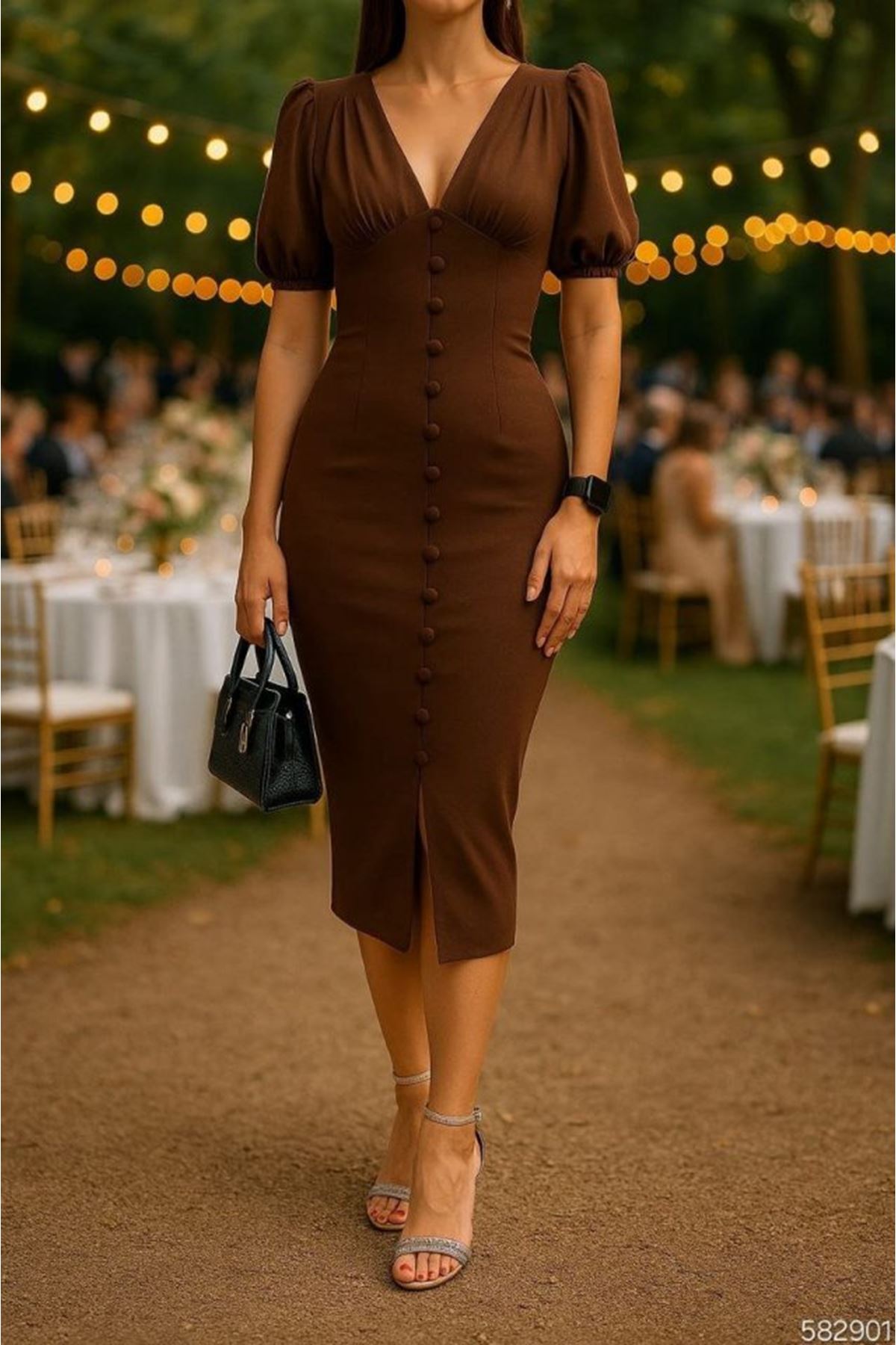 Kadın V Yaka Önü Düğmeli Sırt Pencere Dekolte Elbise