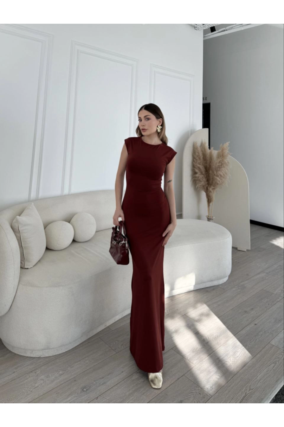 Kolsuz Uzun Likralı Elbise - Bordo