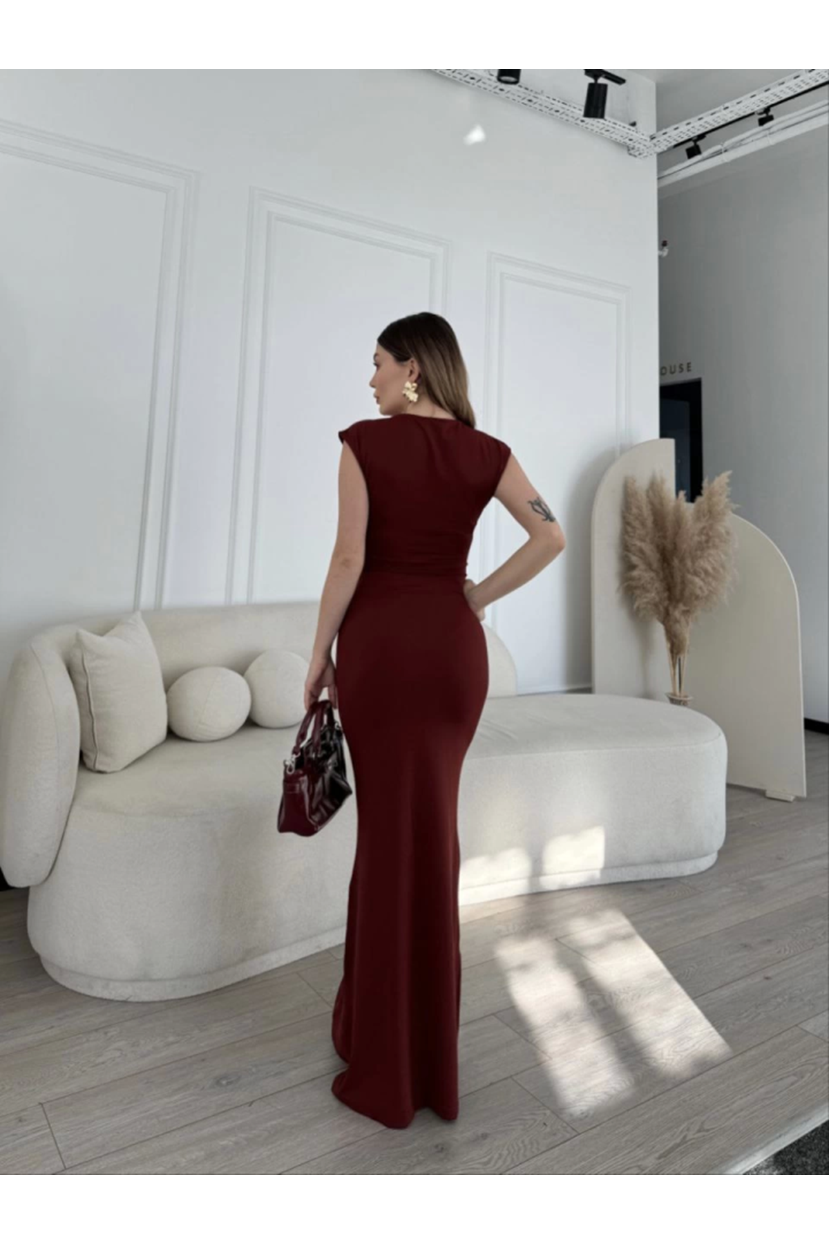 Kolsuz Uzun Likralı Elbise - Bordo