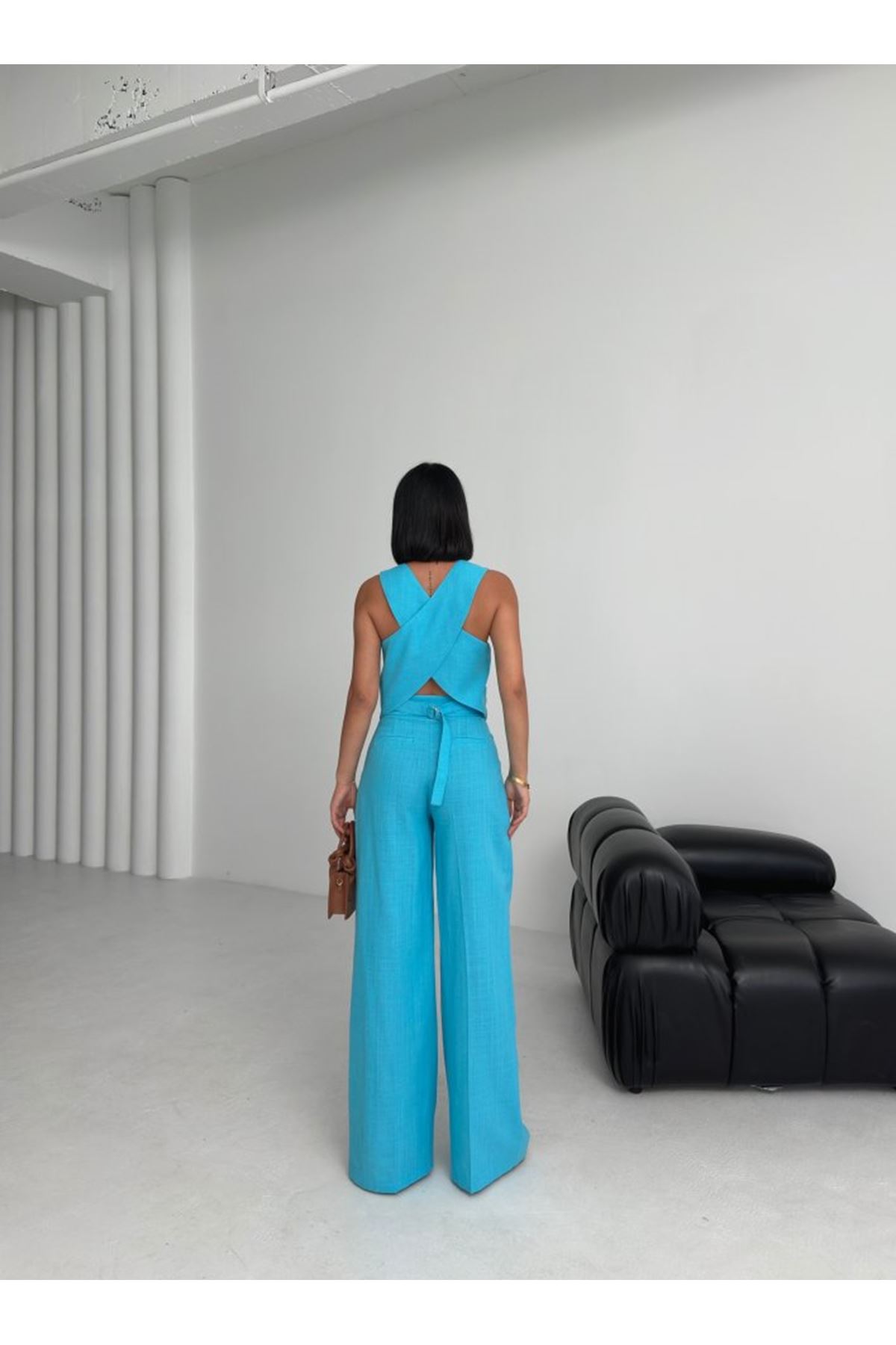 Keten Sirti Çapraz Geçi̇şli̇ Cepken Pantolon Takim