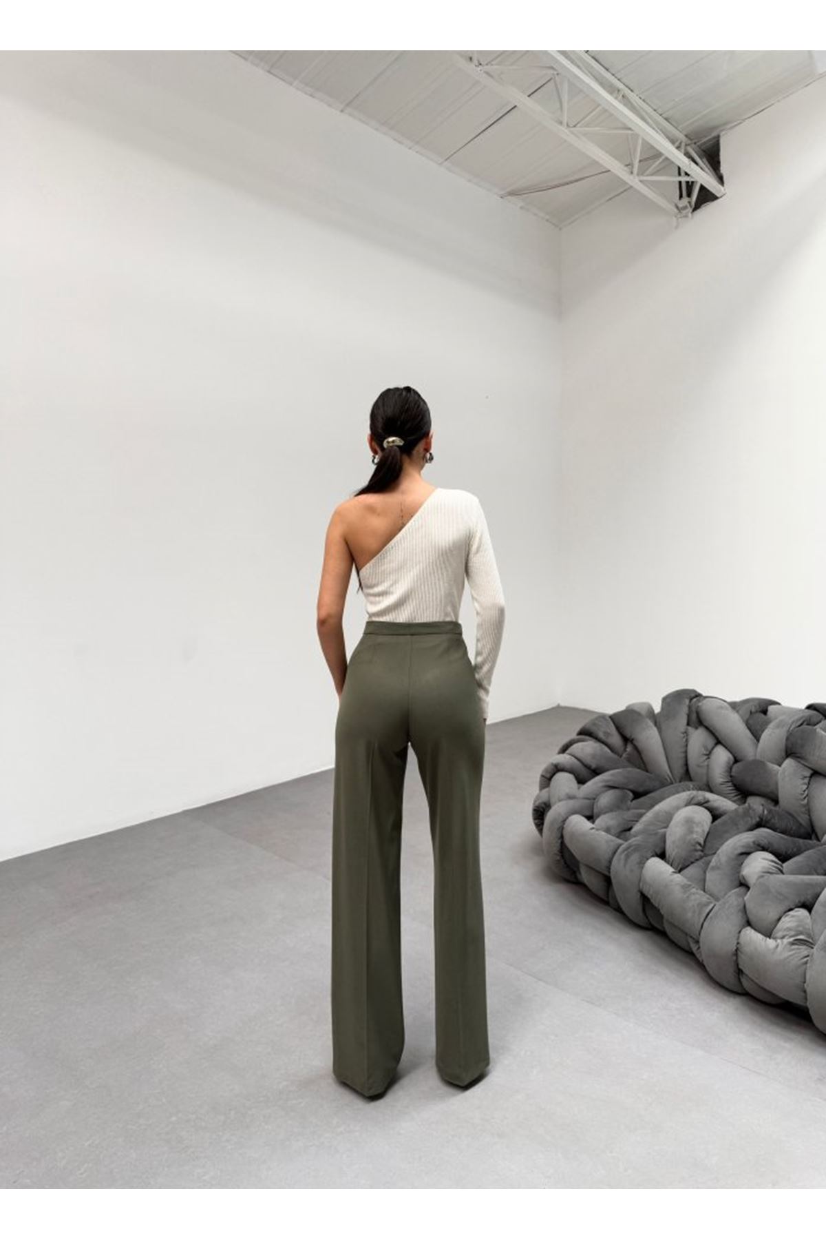 230 Gr Poly Viscose Lycra Metal Düğme Palazzo Pantolon