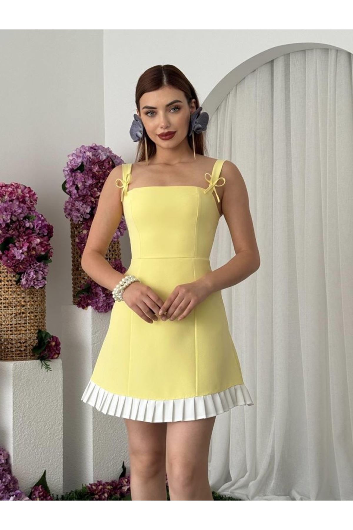 Steel Fiyonk Detay Elbise