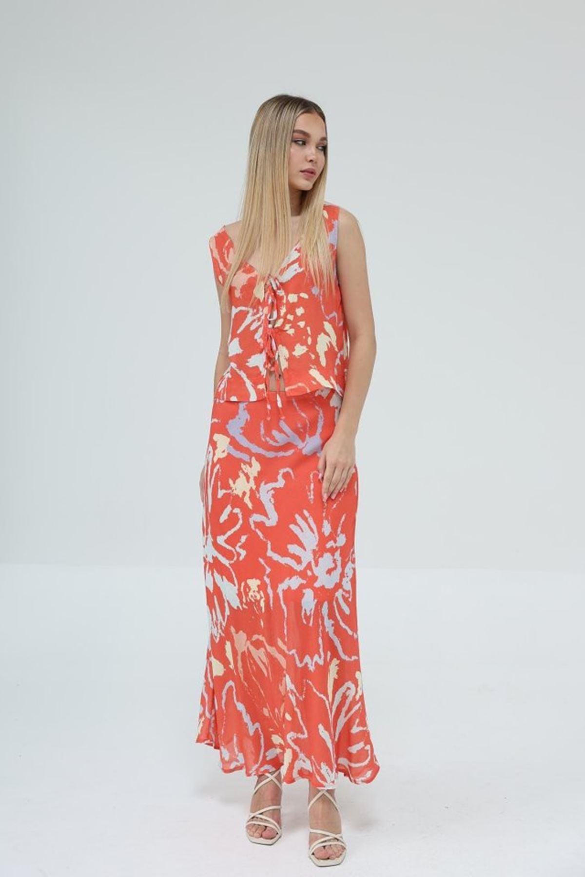 Bağcıklı Bluzlu Etek Takım - Kırmızı