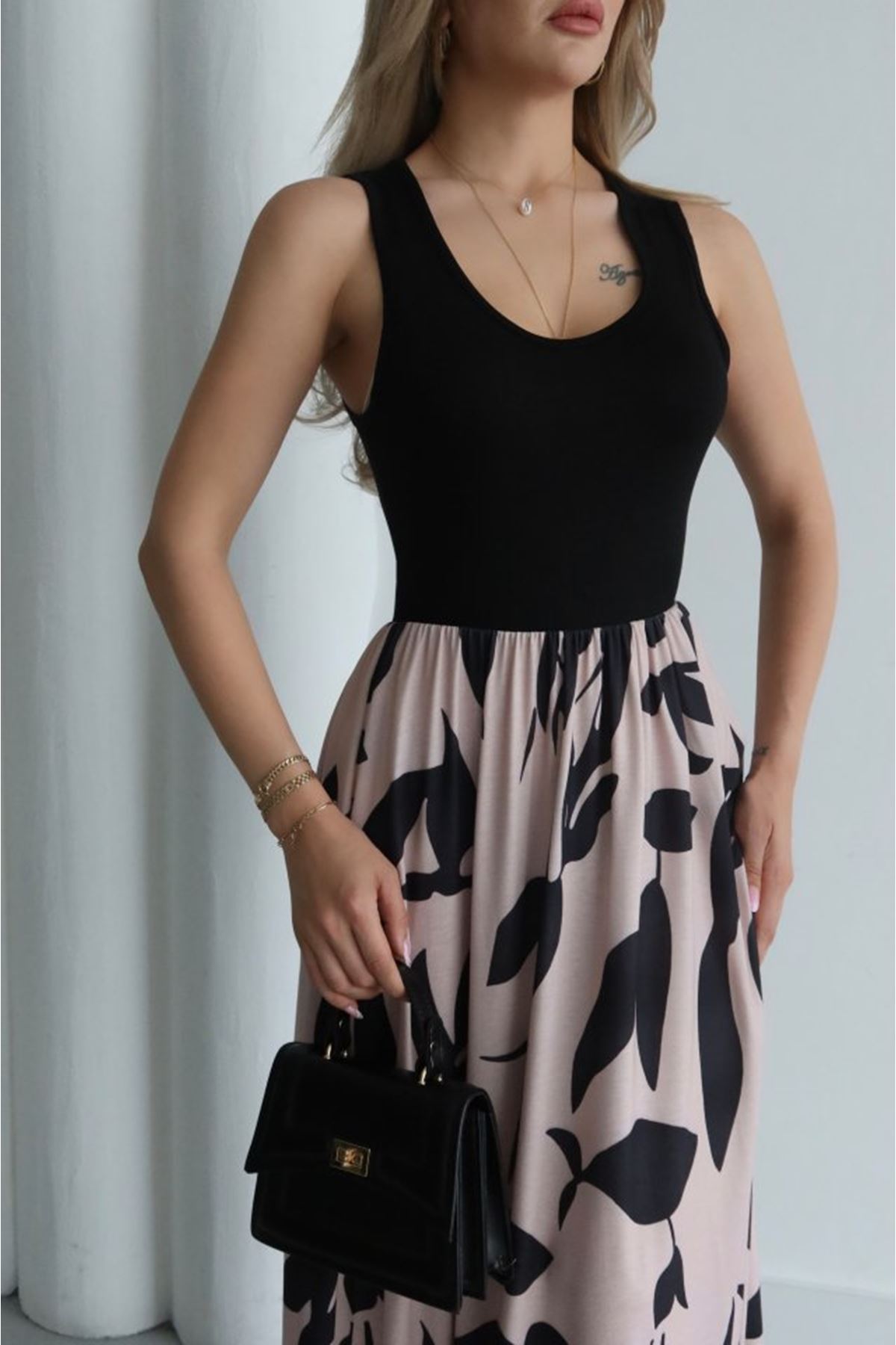 Kadın Askılı Yuvarlak Yaka üst Viskon Alt Desenli Uzun Süprem Elbise