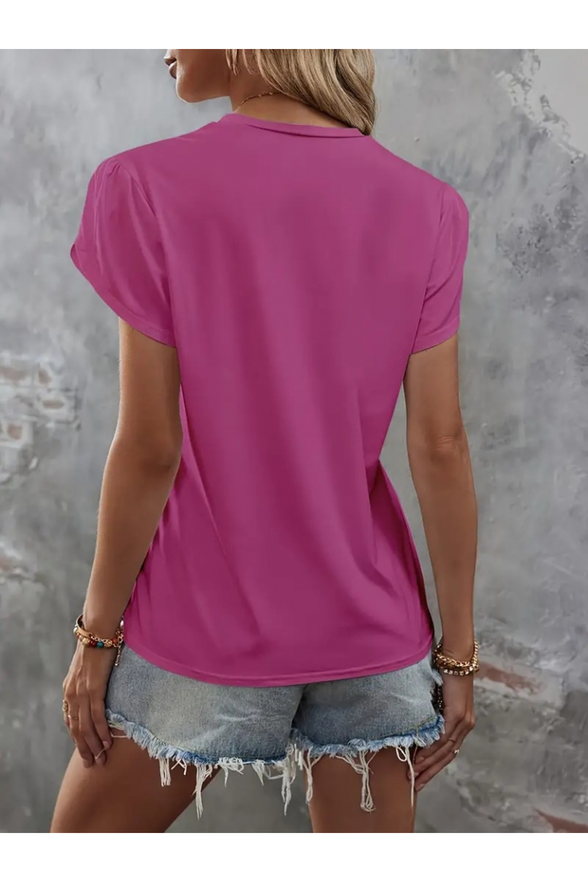 Kadın Kısa Kollu Bisiklet Yaka Cep Pul Payet Detay Viskon Bluz