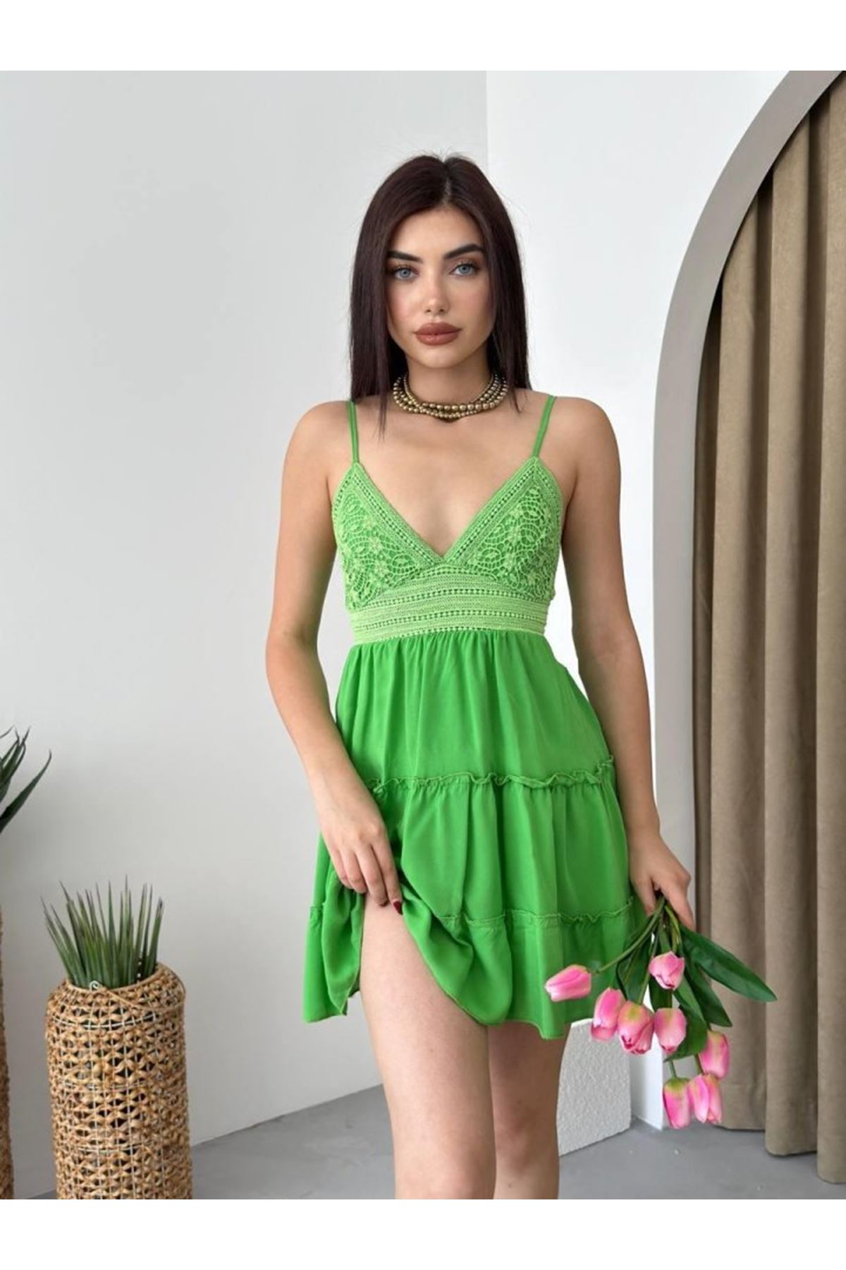 Nivel Göğsü Büzgülü Elbise