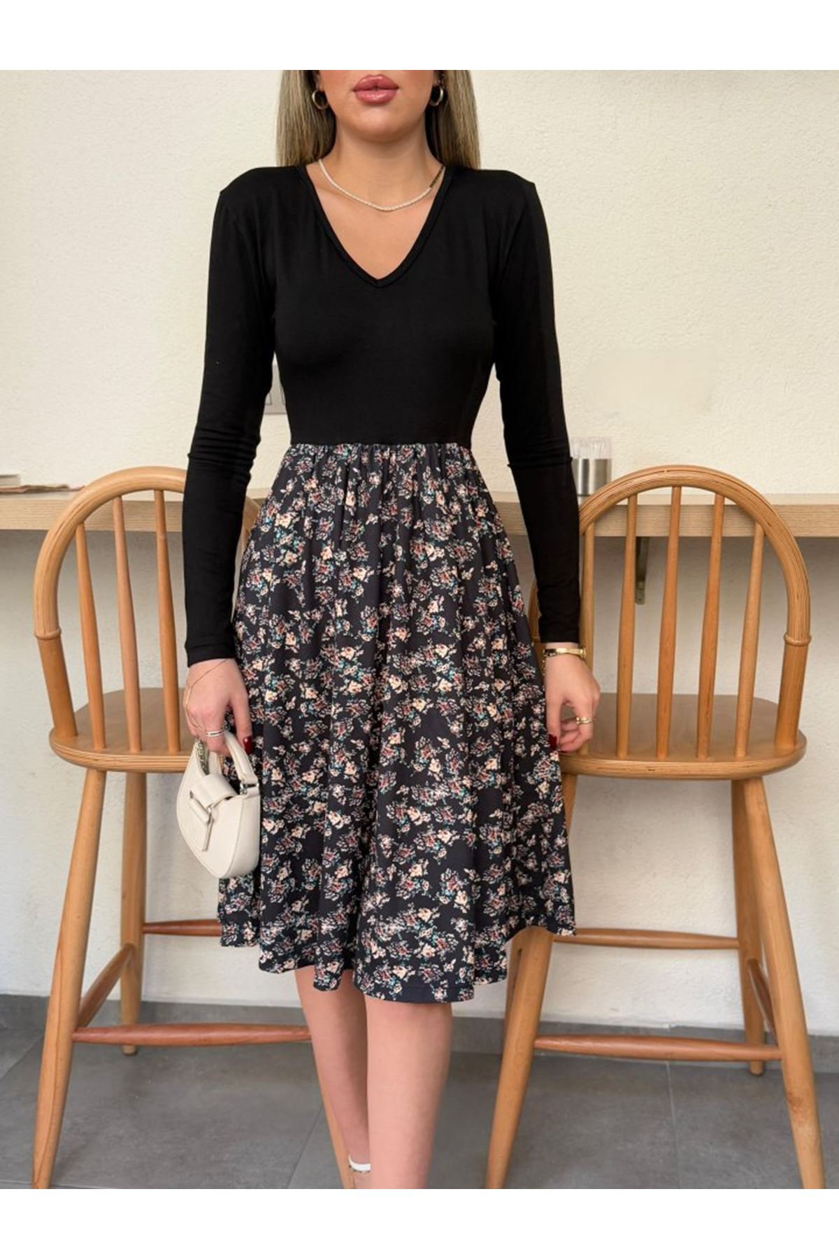 Kadın Uzun Kollu V Yakalı üst Viskon Alt çiçek Desenli Süprem Kısa Elbise