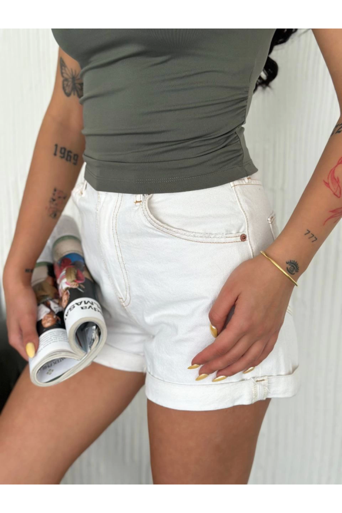 Osy Modal Yumuşak Dokulu Kumaş Bisiklet Yaka Sıfır Kol Bluz Omuz Toka Aksesuar Detaylı - Haki