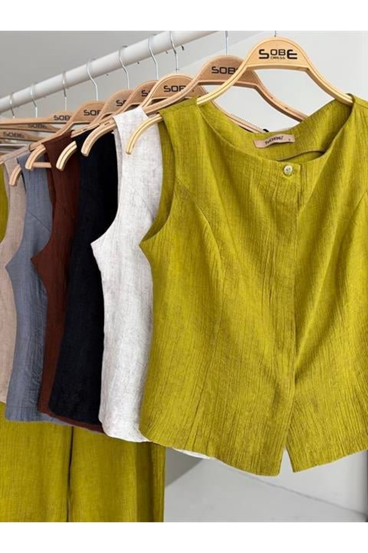 Sıfır Kollu Bluz Batik Desenli Pantolon İkili Takım 10181-08