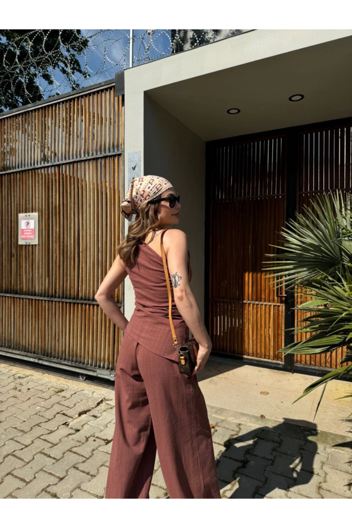 Keten Asimetrik Tek Omuzlu Bluz Pantalon Takım- Bordo