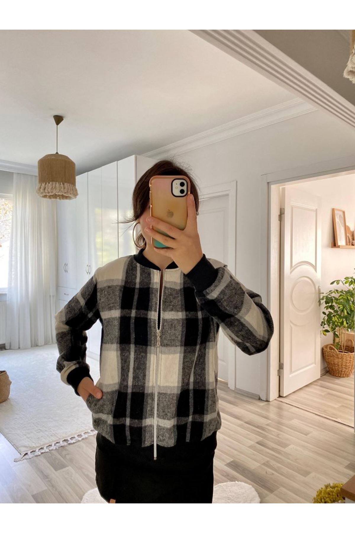 Kadın Uzun Kollu önden Fermuarlı Ekose Desenli Ceket