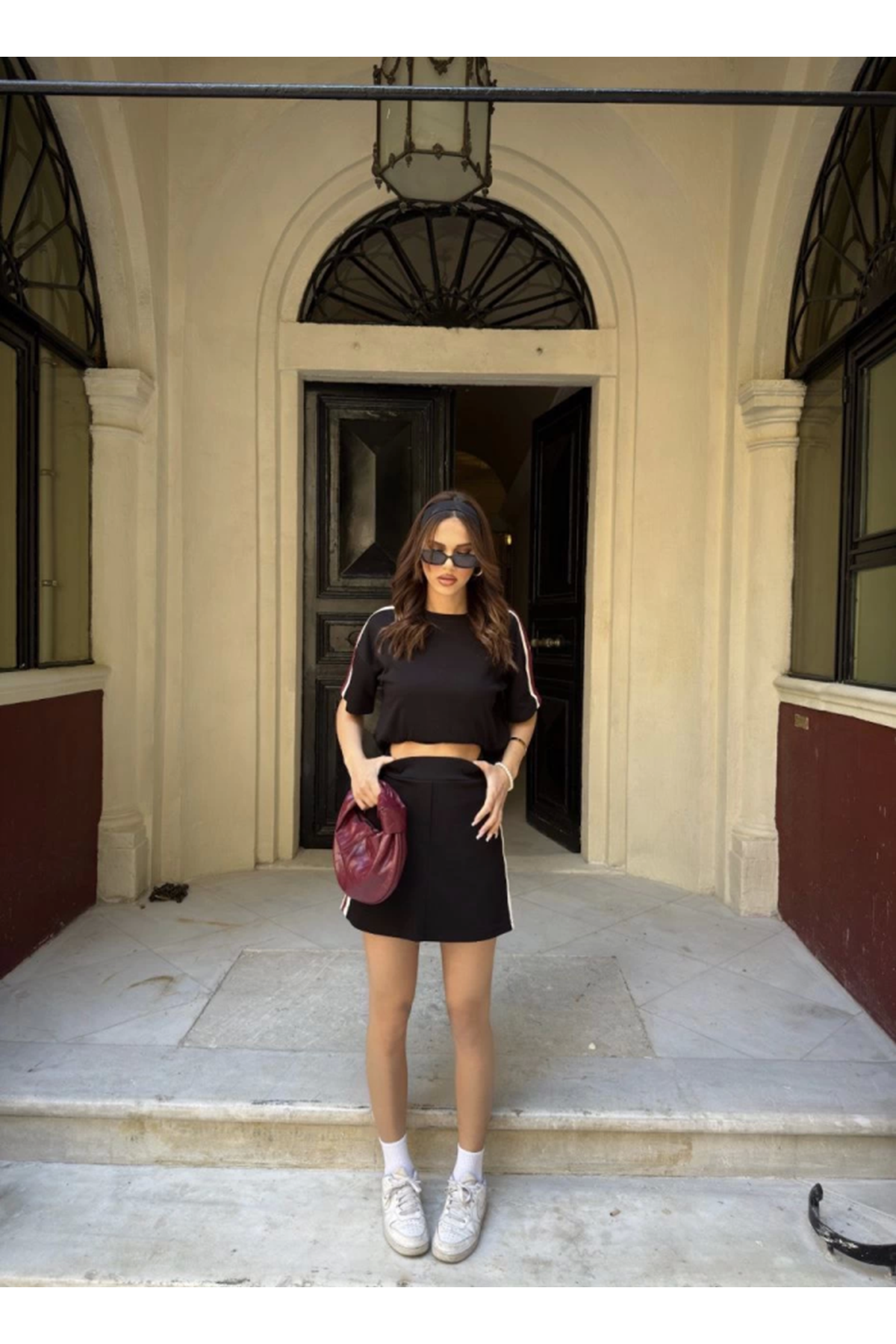 Osy Modal Yumuşak Dokulu Kumaş Parçalı Bisiklet Yaka T-shirt Mini Şortlu Etek İkili Takım - Siyah